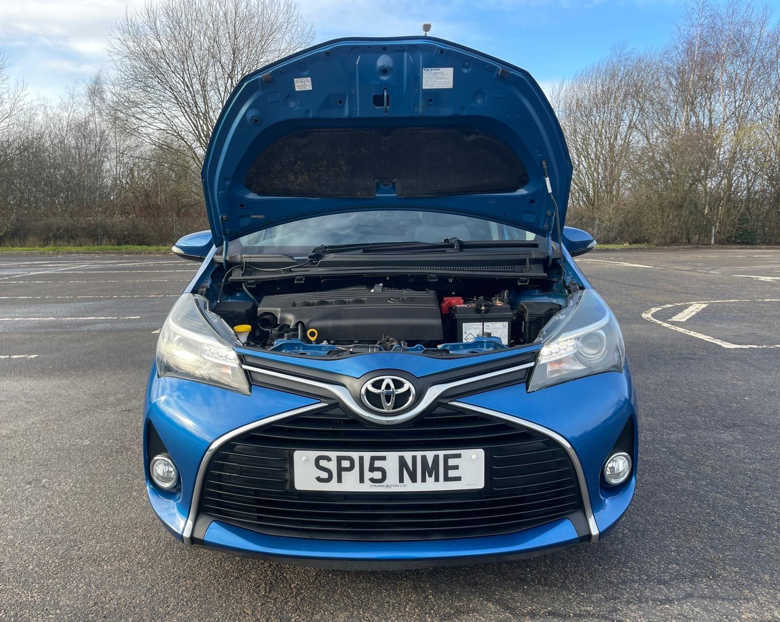 Toyota Yaris - Image 10