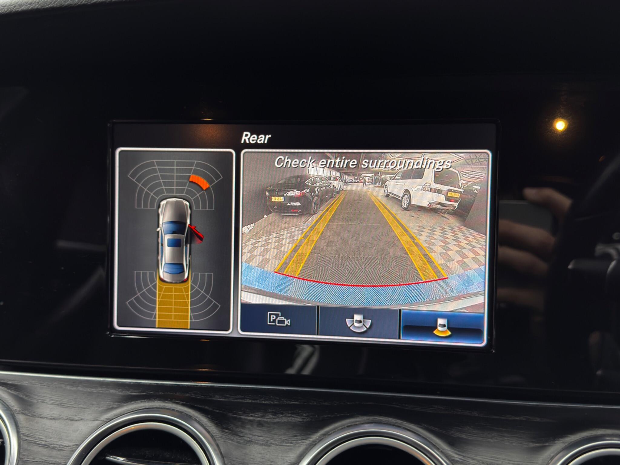 Mercedes E Class - Image 31