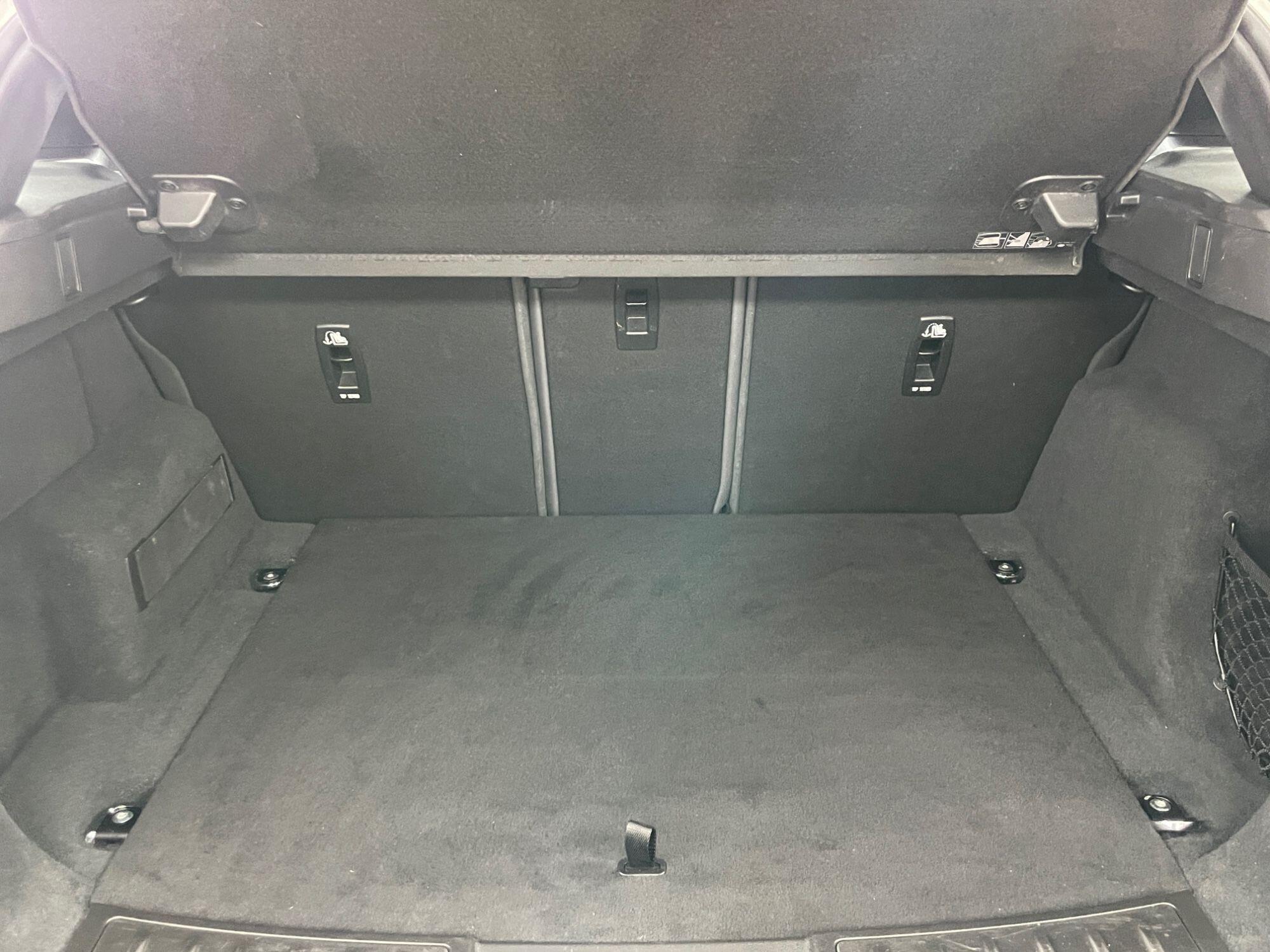 Land Rover Range Rover Evoque - Image 18