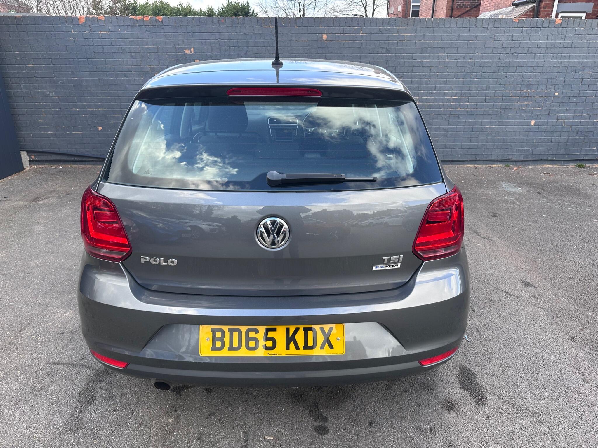 Volkswagen Polo - Image 15