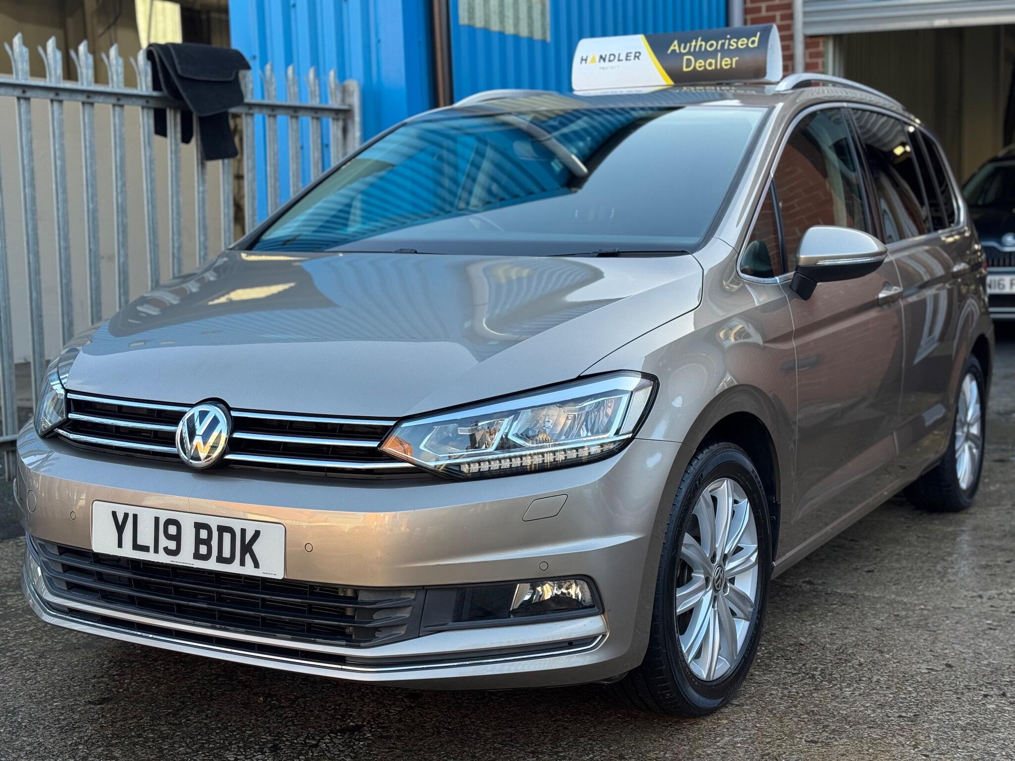 Volkswagen Touran - Image 19