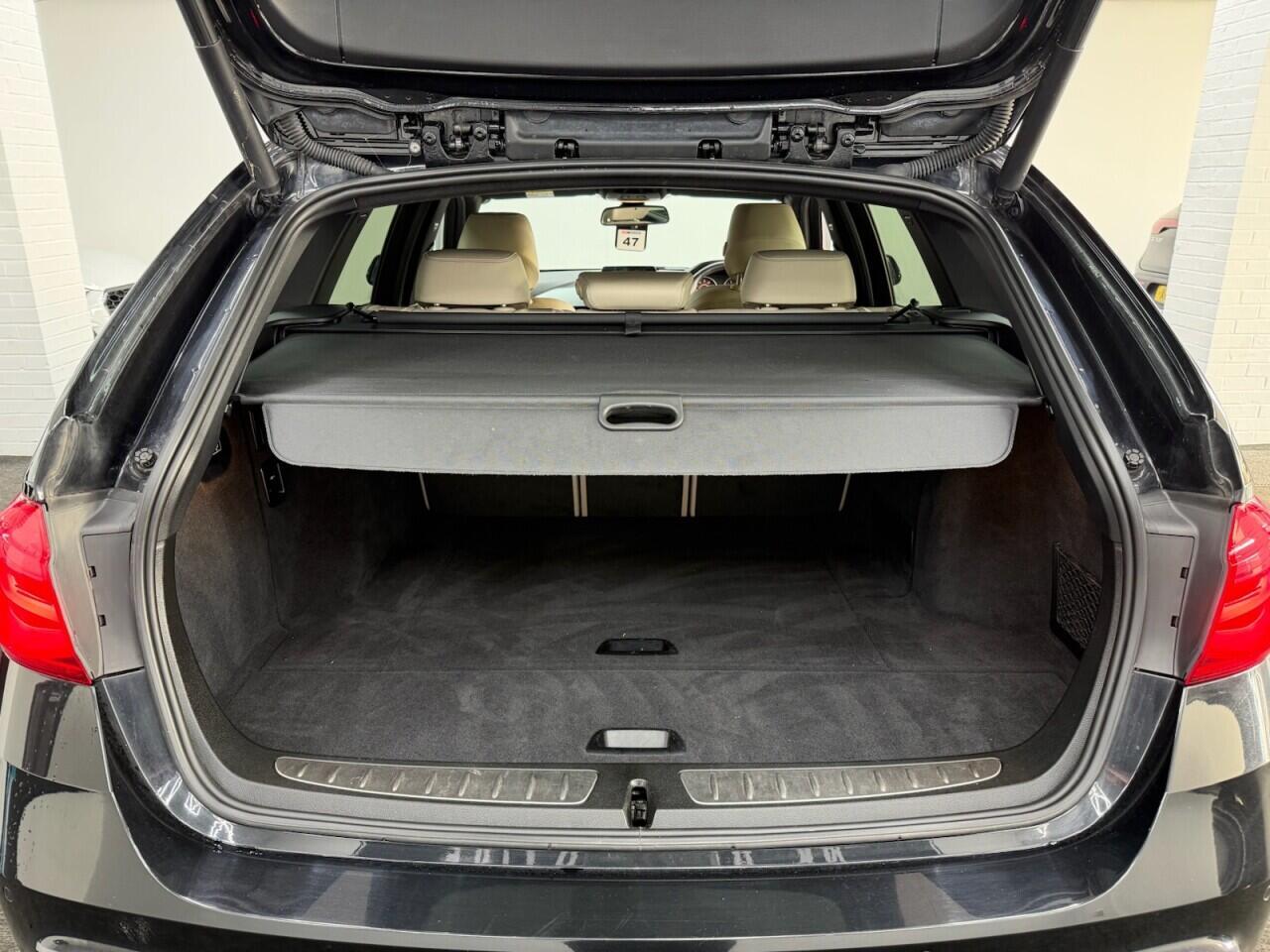 BMW 3 Series - Image 22