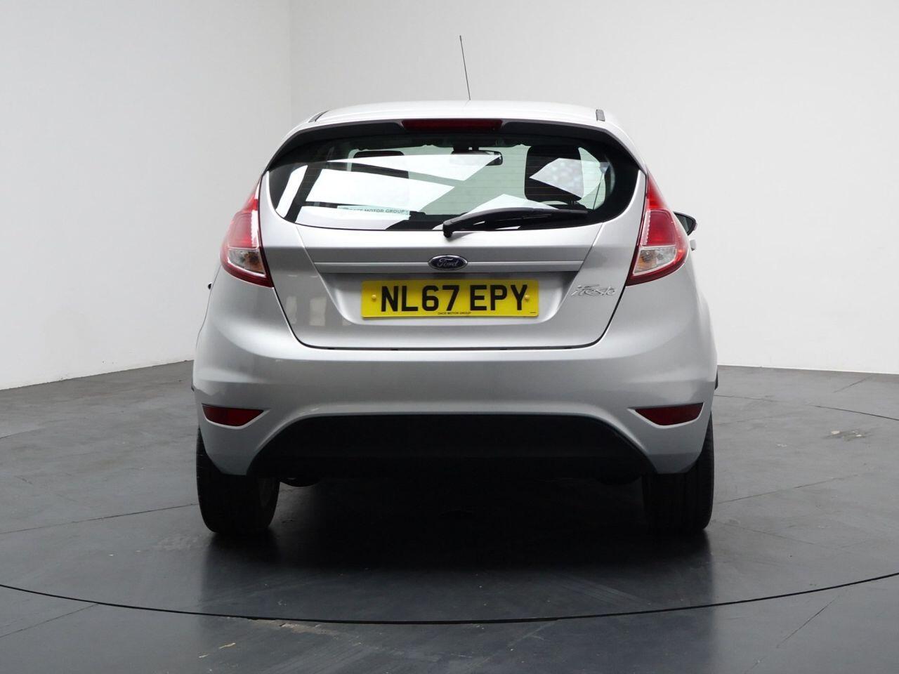 Ford Fiesta - Image 11