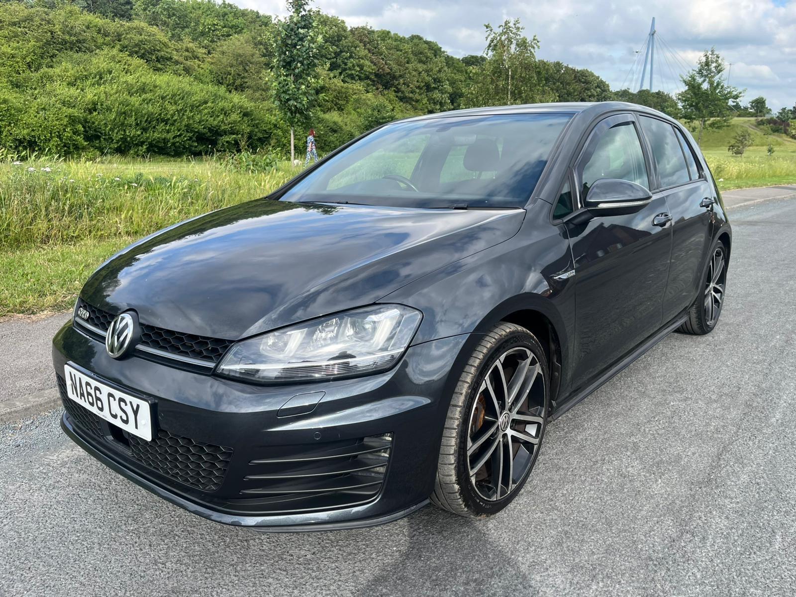 Volkswagen Golf - Image 6