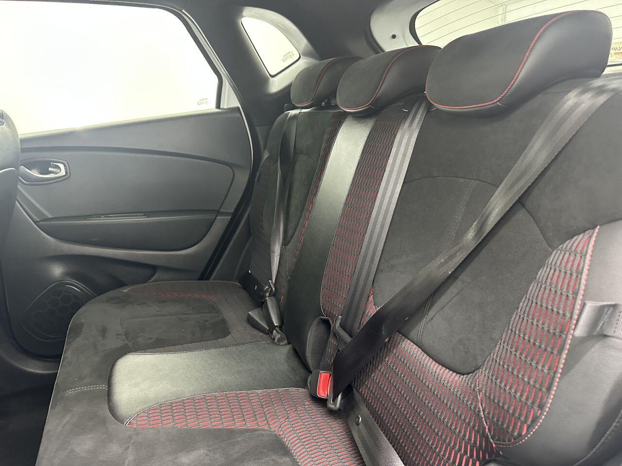 Renault Captur - Image 13