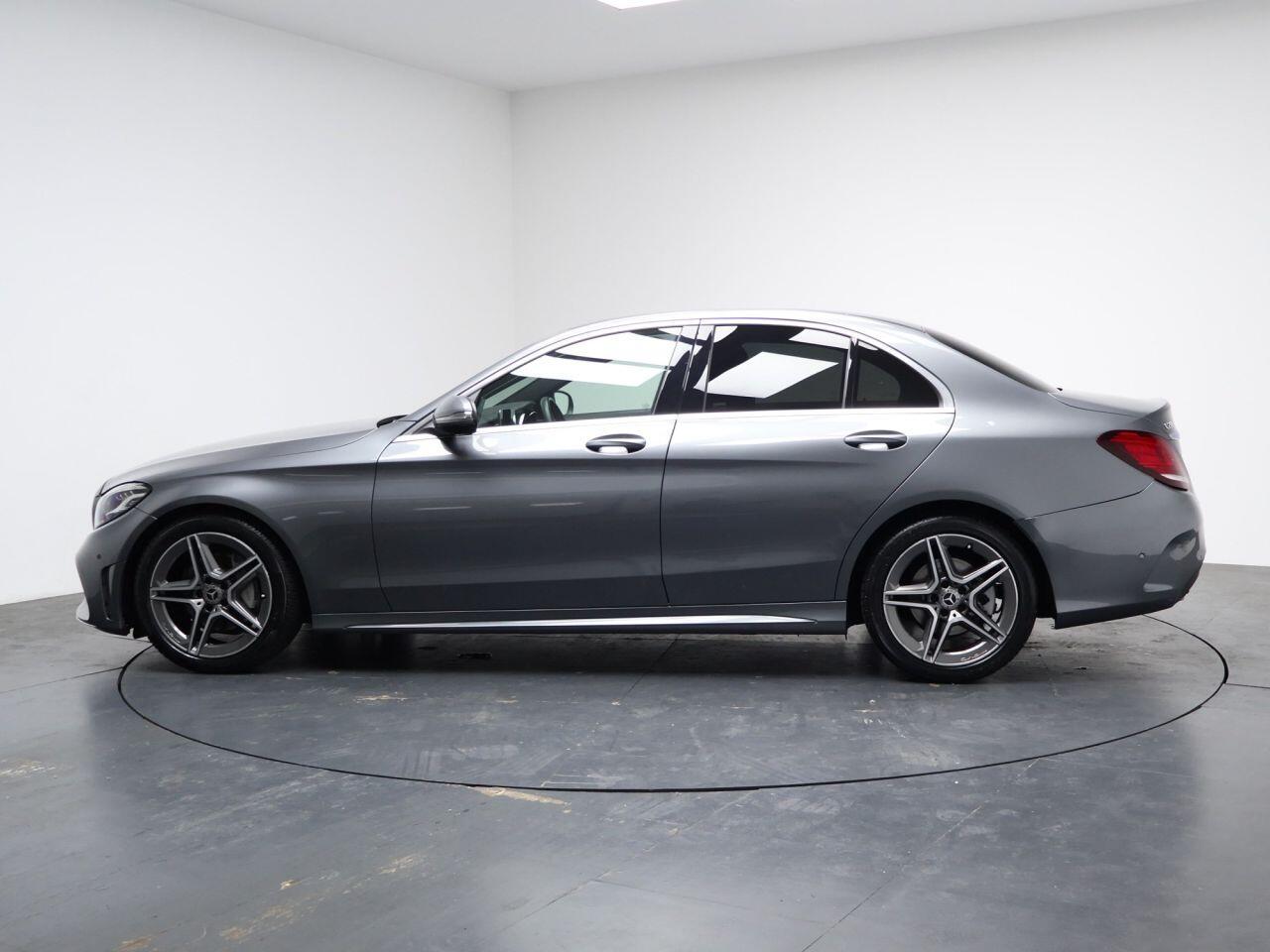 Mercedes-benz C-CLASS - Image 8
