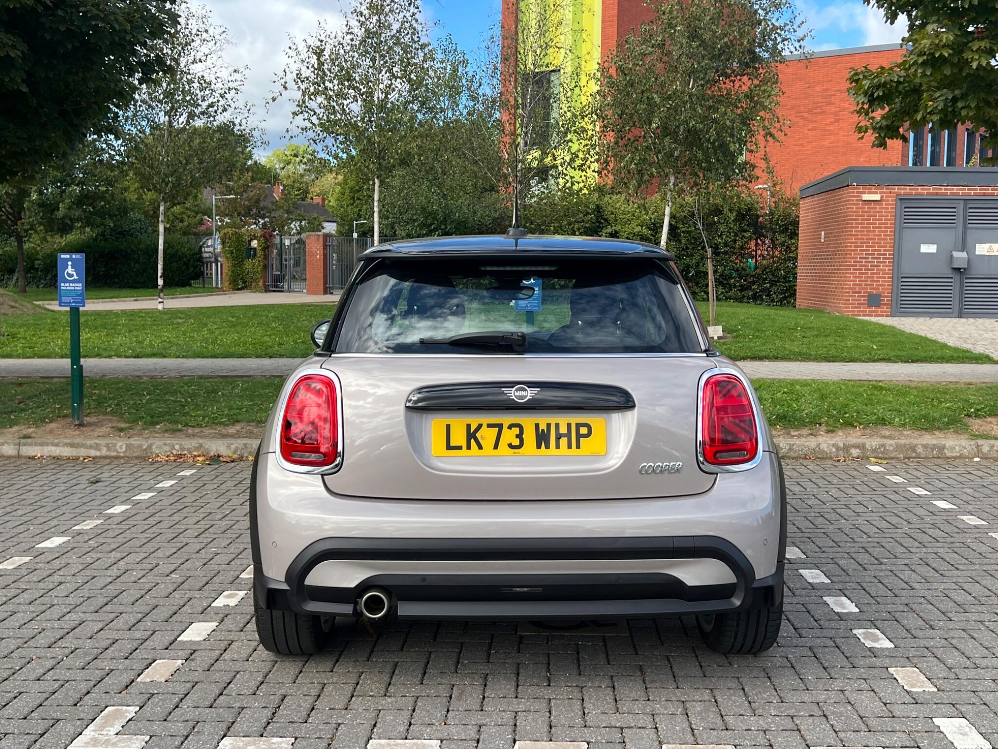 MINI Hatch - Image 5