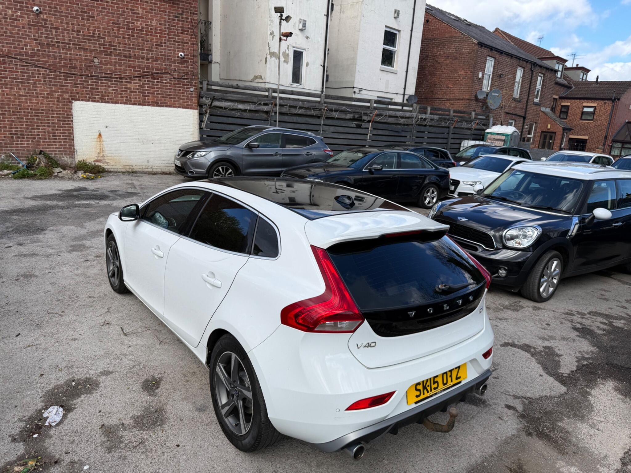 Volvo V40 - Image 27