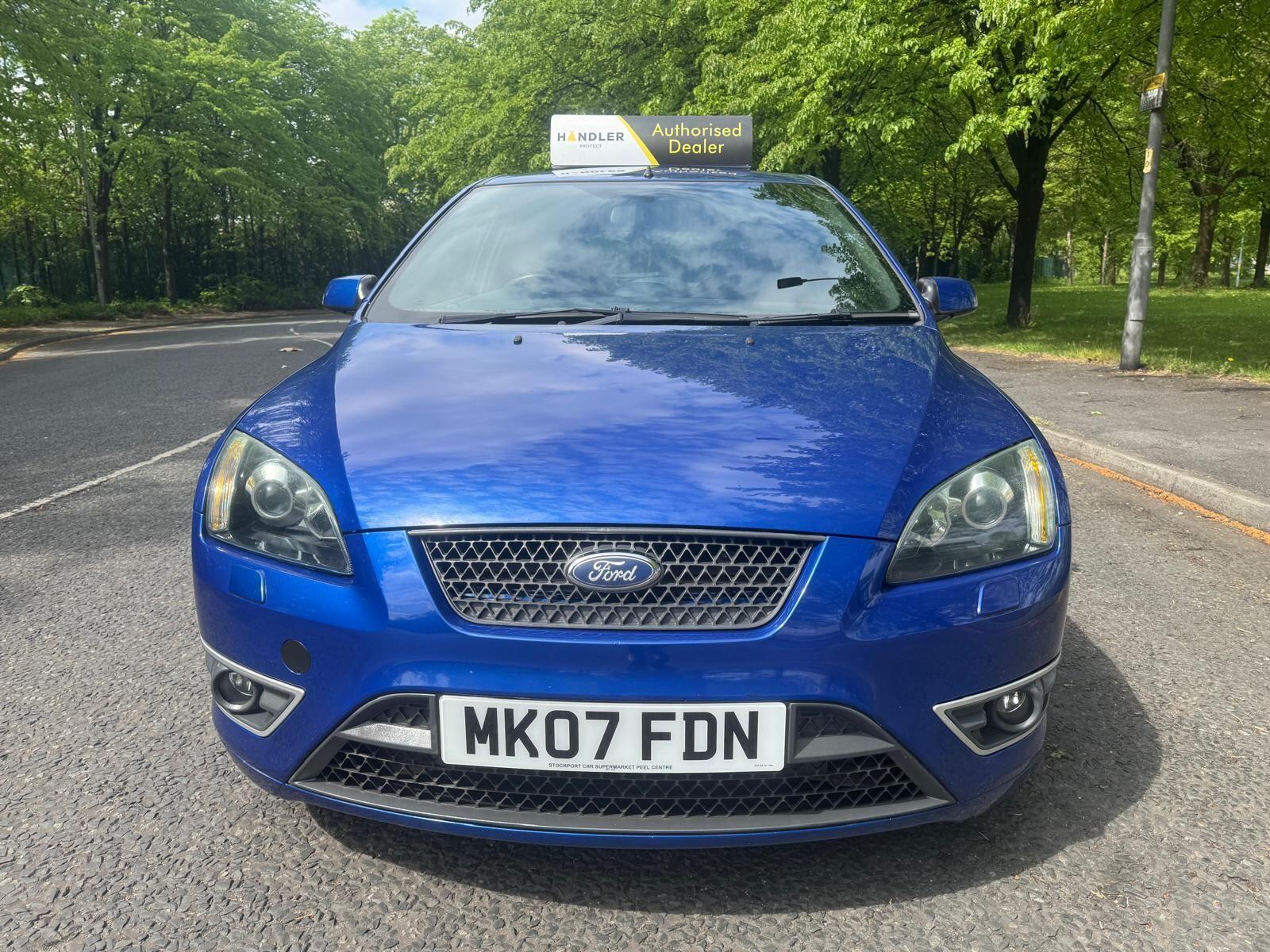 Ford Focus - Image 41