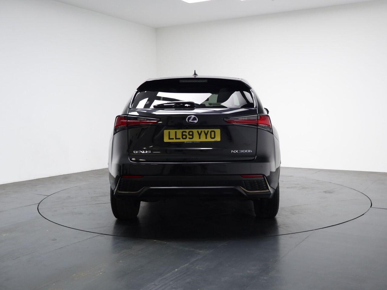 Lexus NX - Image 11
