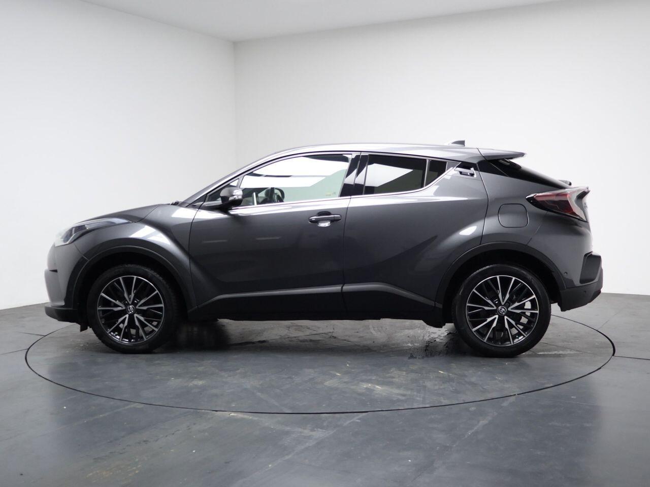 Toyota C-Hr - Image 8