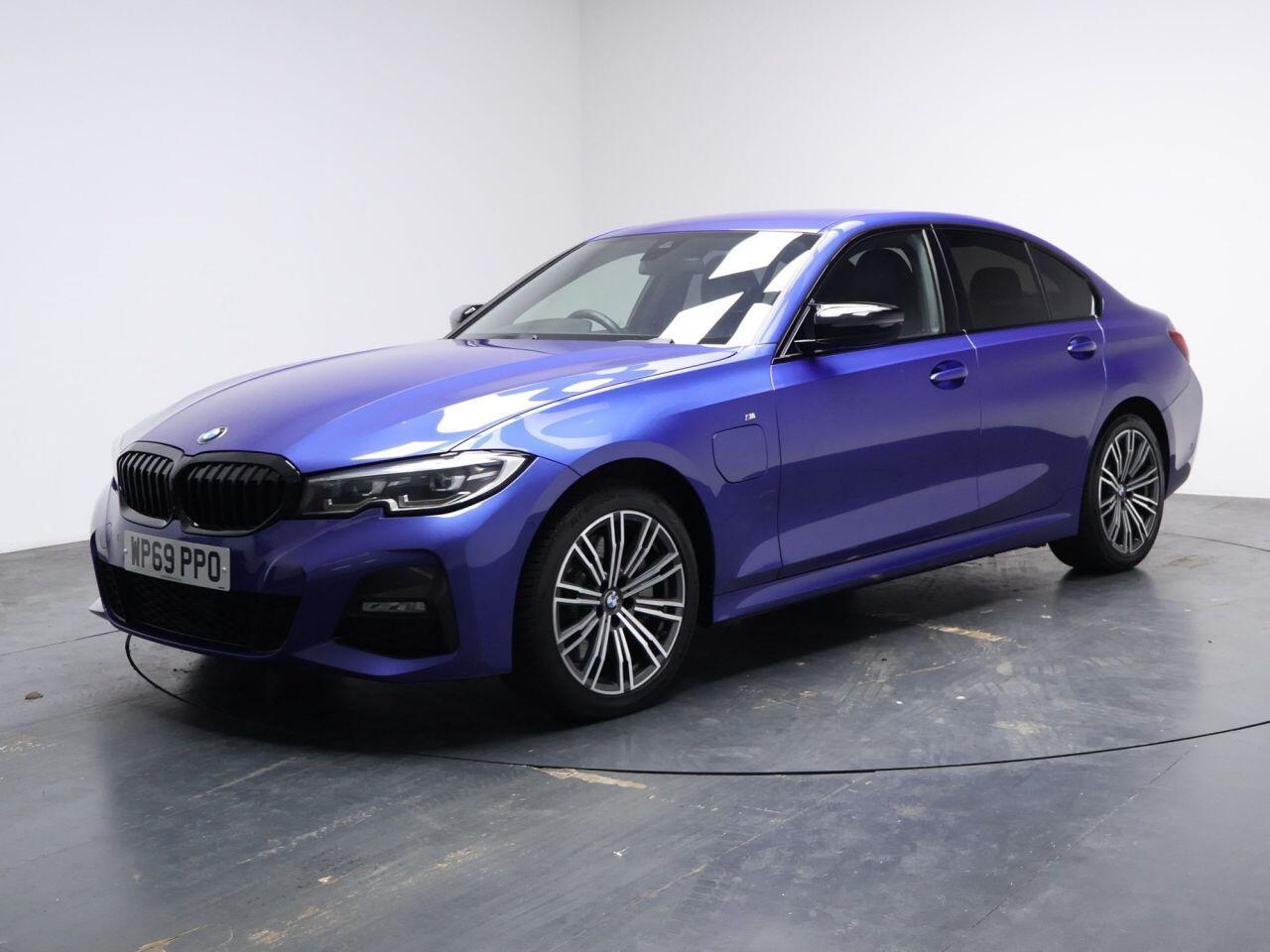 BMW 3 Series - Image 8