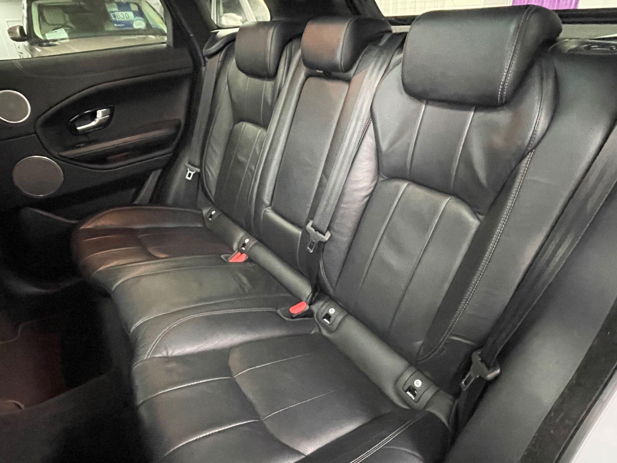 Land Rover Range Rover Evoque - Image 30