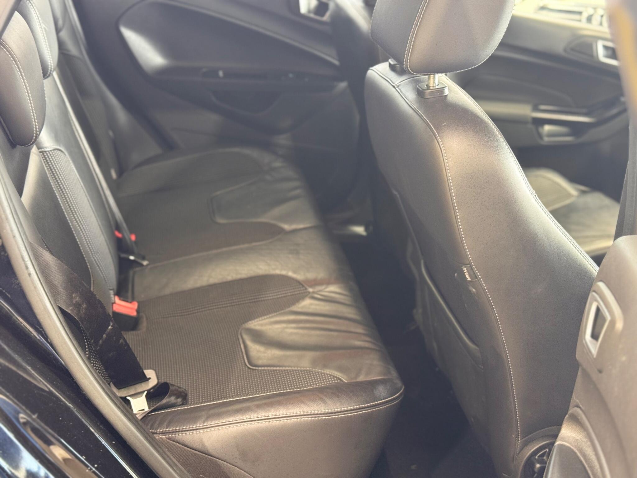 Ford Fiesta - Image 37