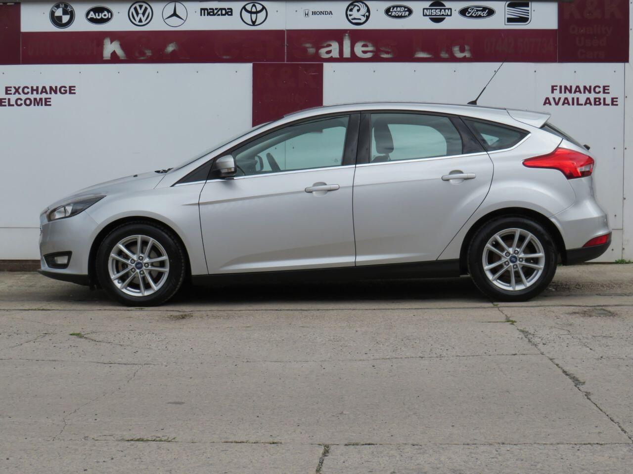 Ford Focus - Image 5