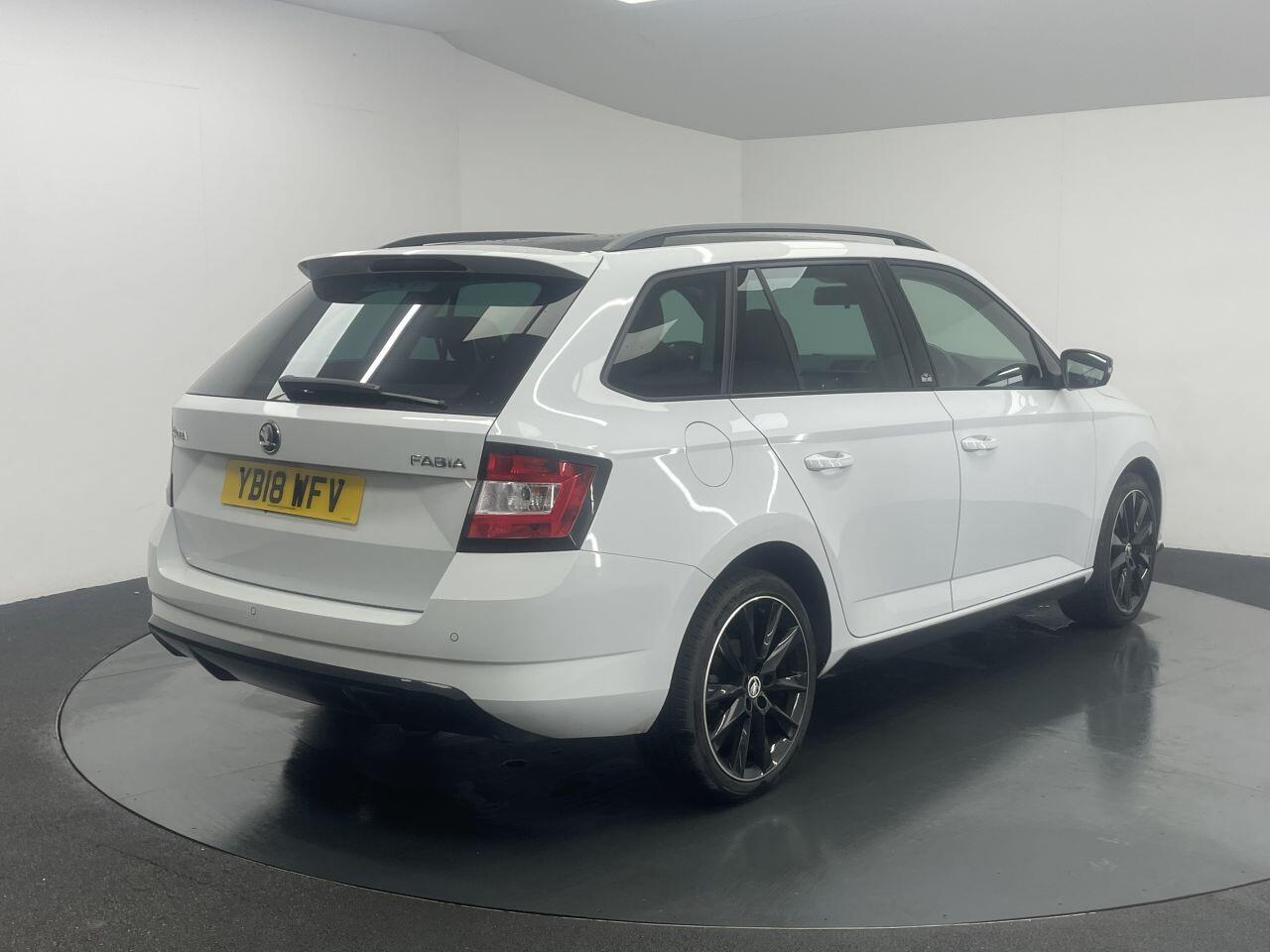 Skoda Fabia - Image 11