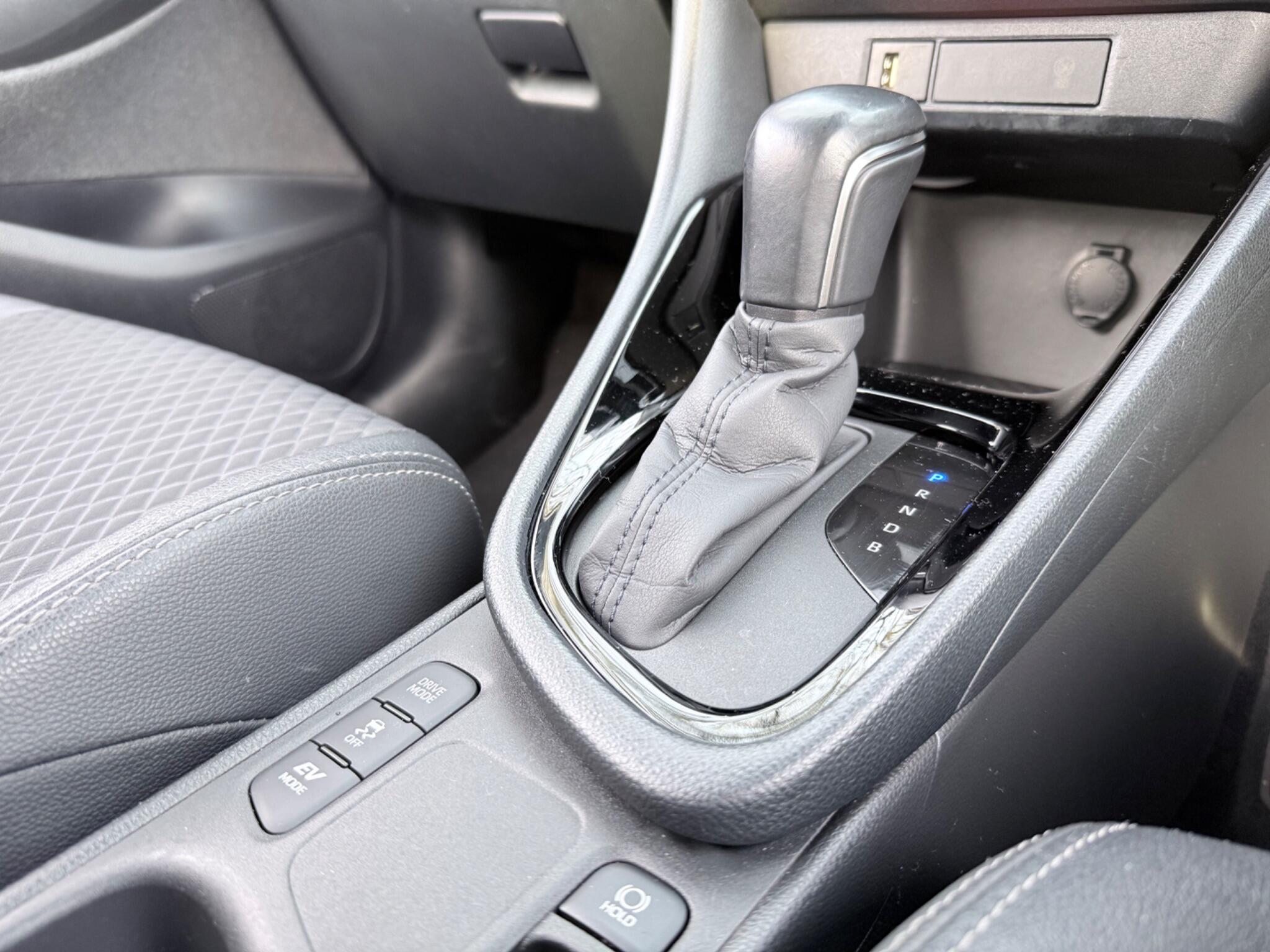 Toyota Yaris - Image 16