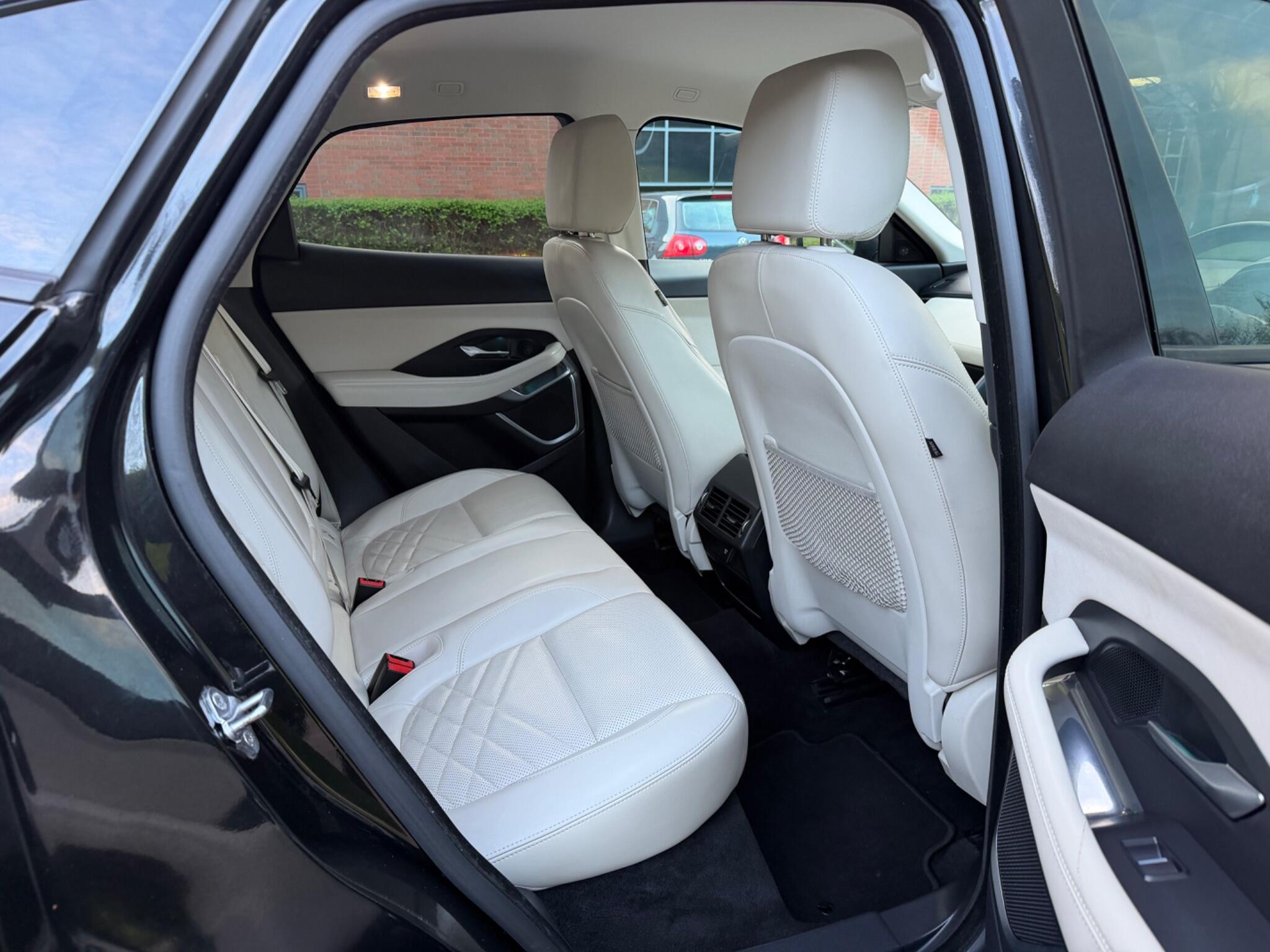 Jaguar E-Pace - Image 45