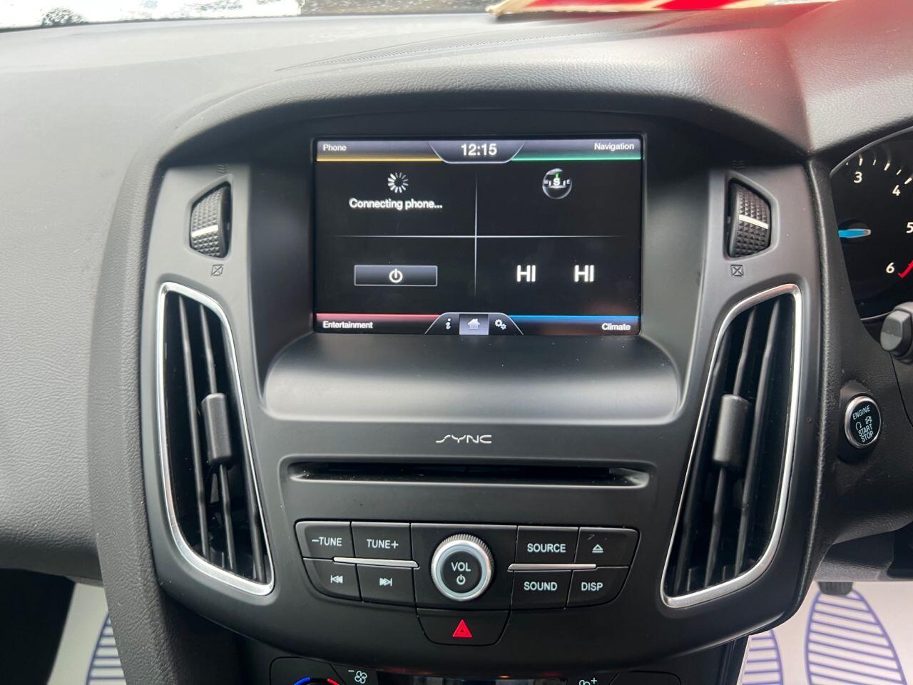 Ford Focus - Image 22