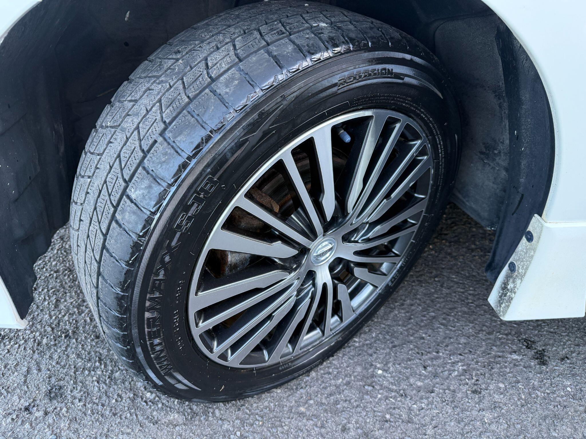 Nissan Elgrand - Image 77