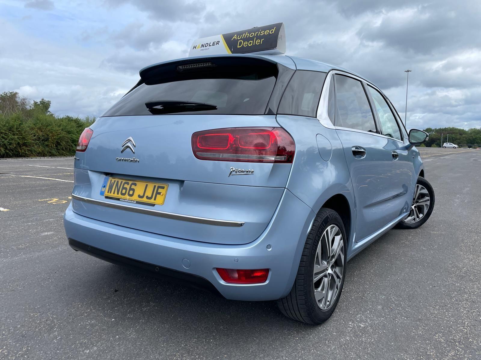 Citroen C4 Picasso - Image 11