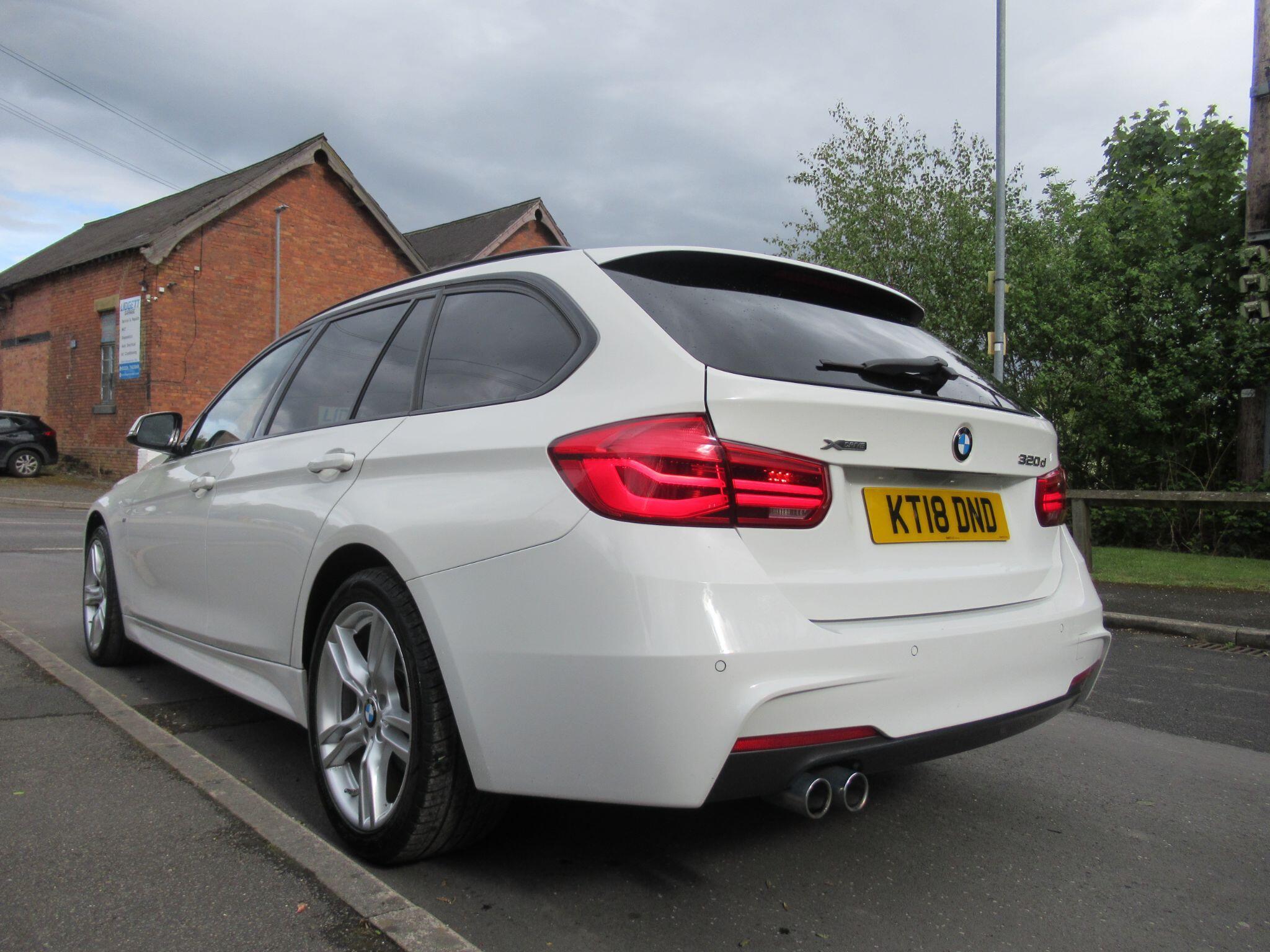 BMW 3 Series - Image 5