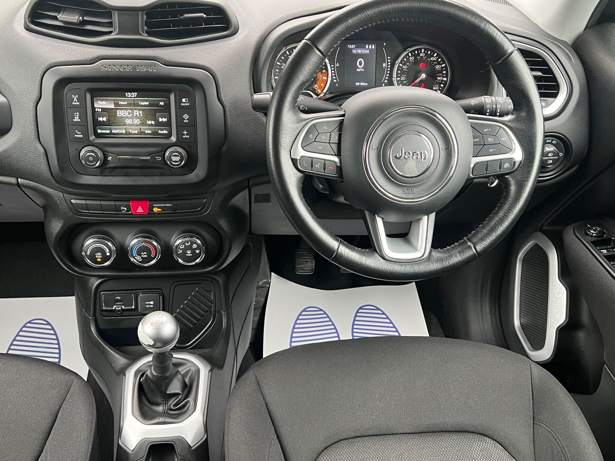Jeep Renegade - Image 16