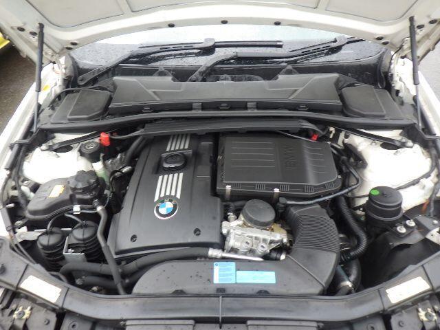 BMW 3 Series - Image 9