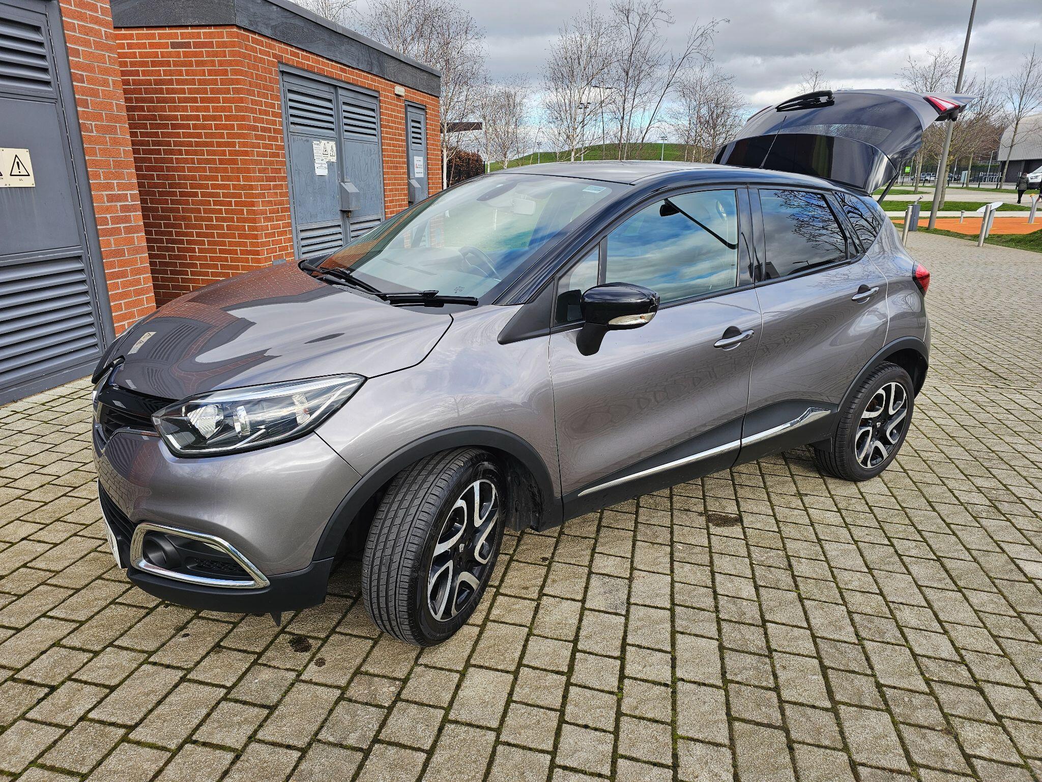 Renault Captur - Image 30