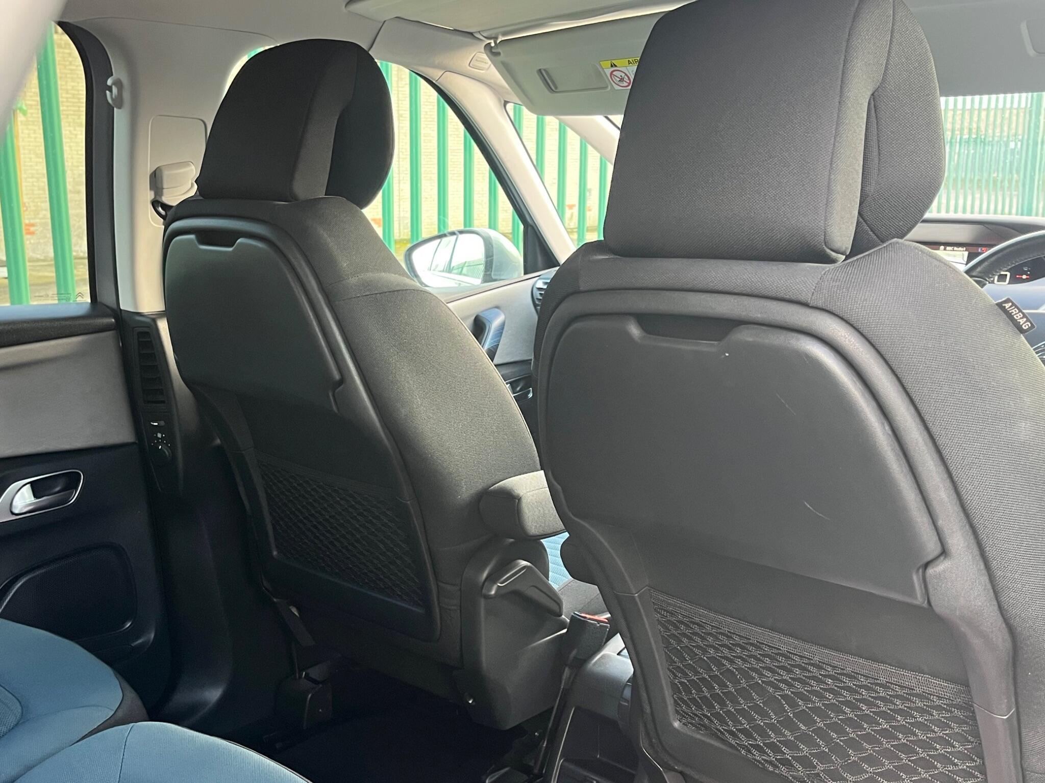 Citroen C4 Picasso - Image 27