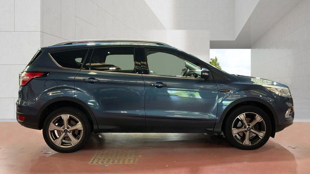 Ford Kuga - Image 8