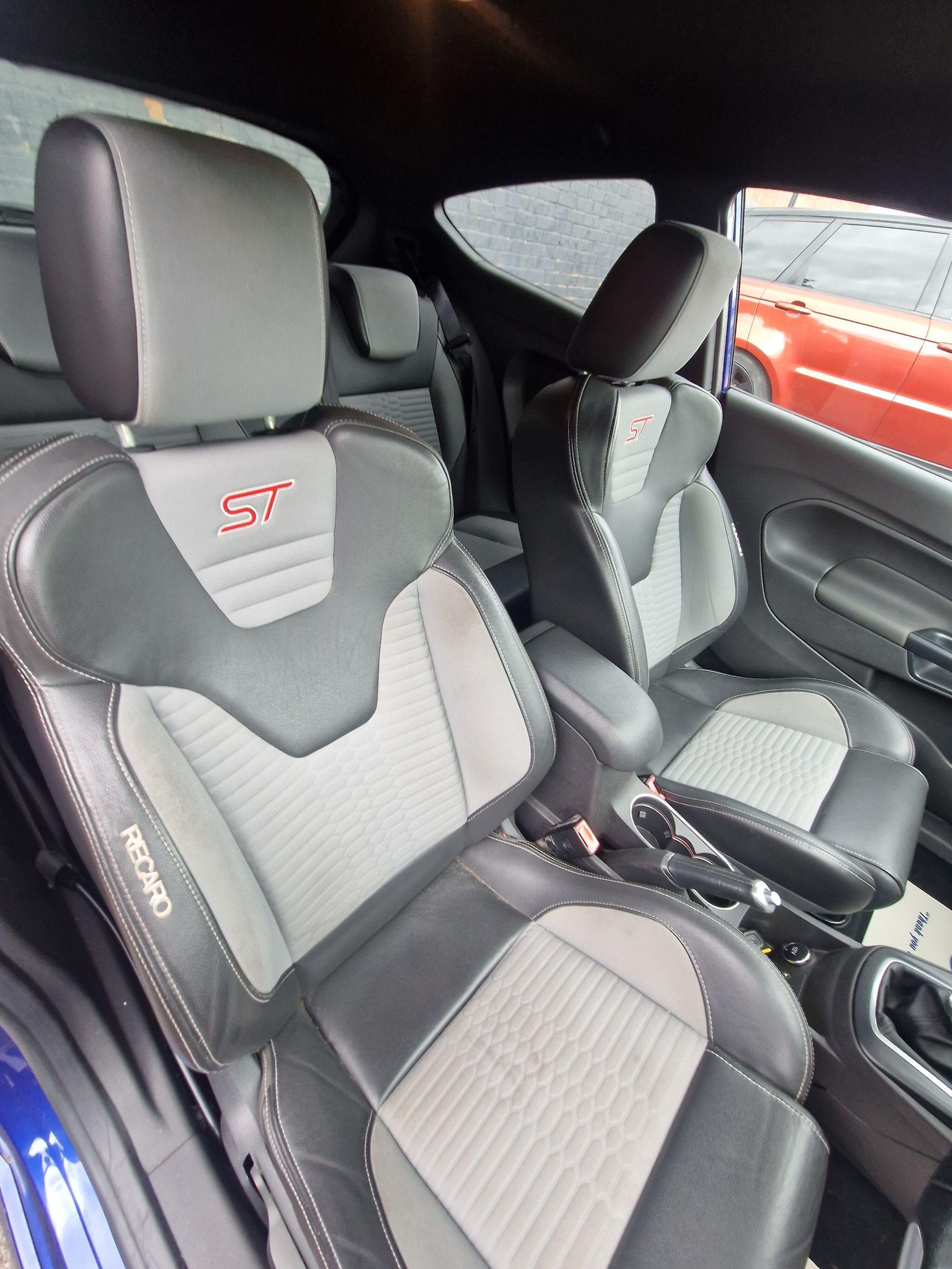 Ford Fiesta - Image 28