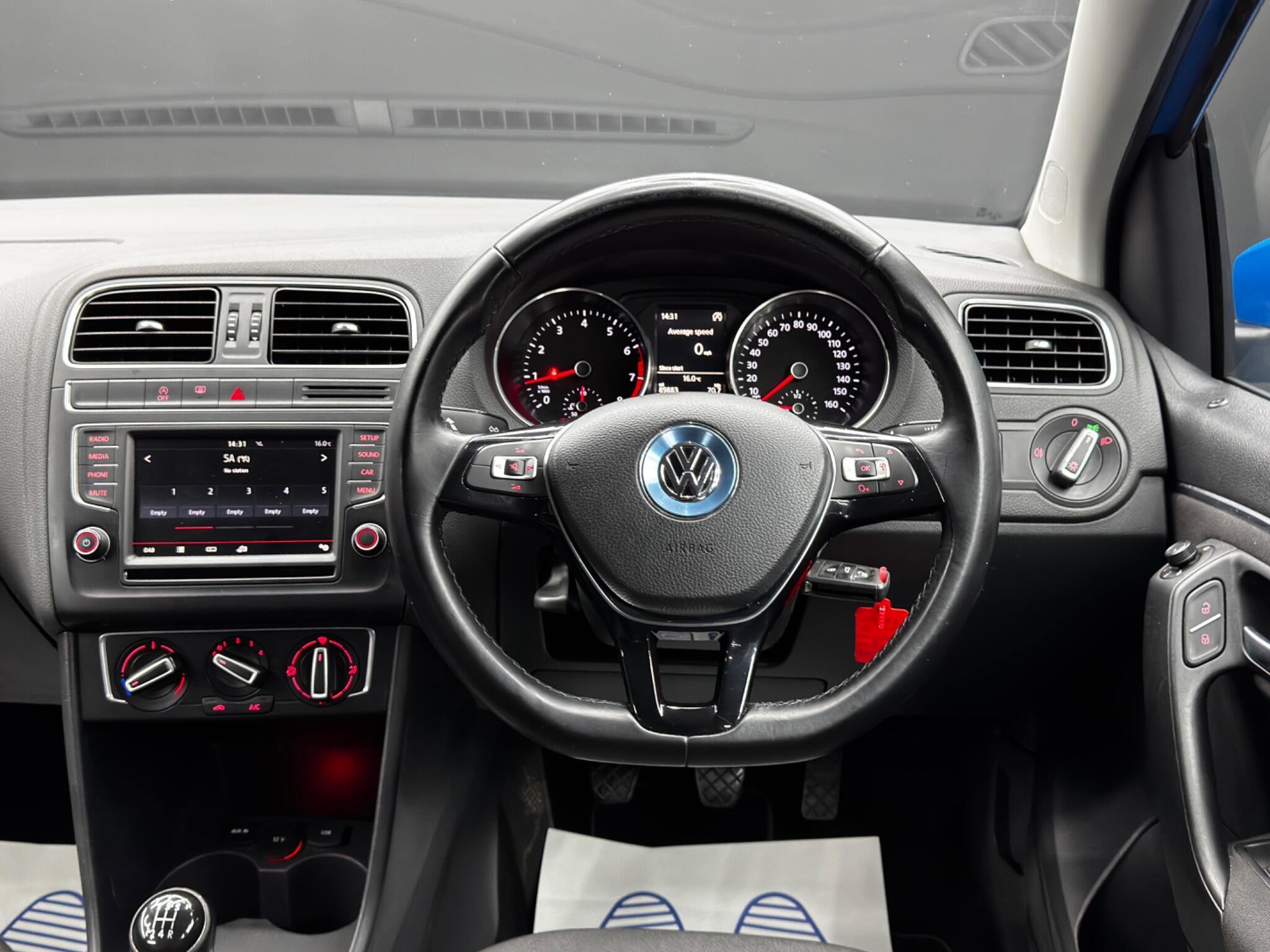Volkswagen Polo - Image 18