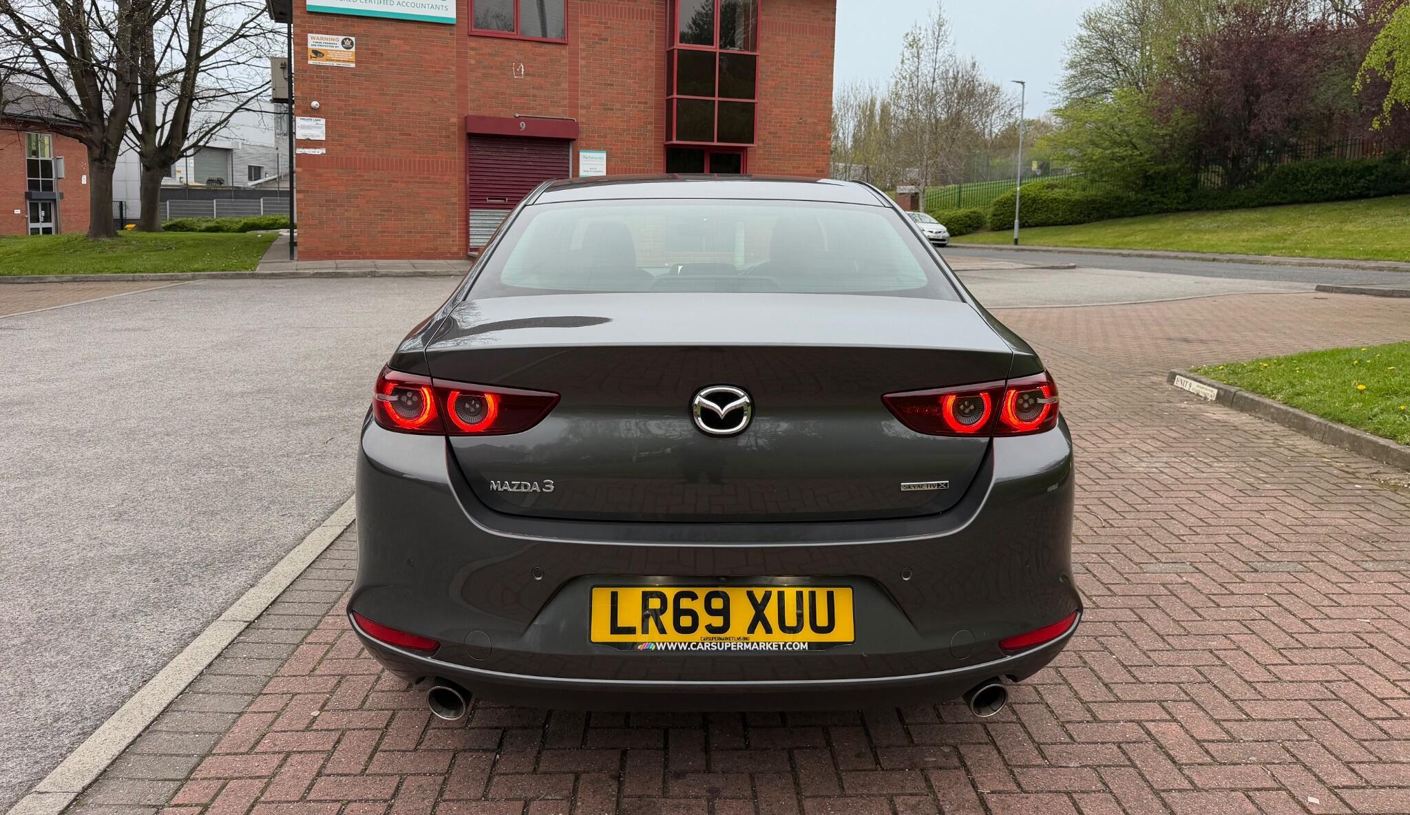 Mazda MAZDA3 - Image 4