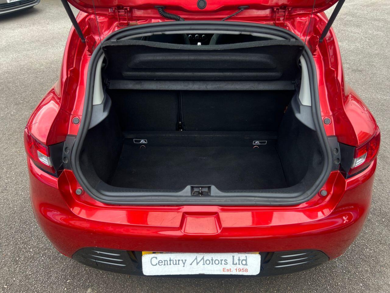 Renault Clio - Image 6