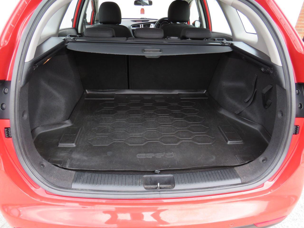 Kia ceed - Image 11