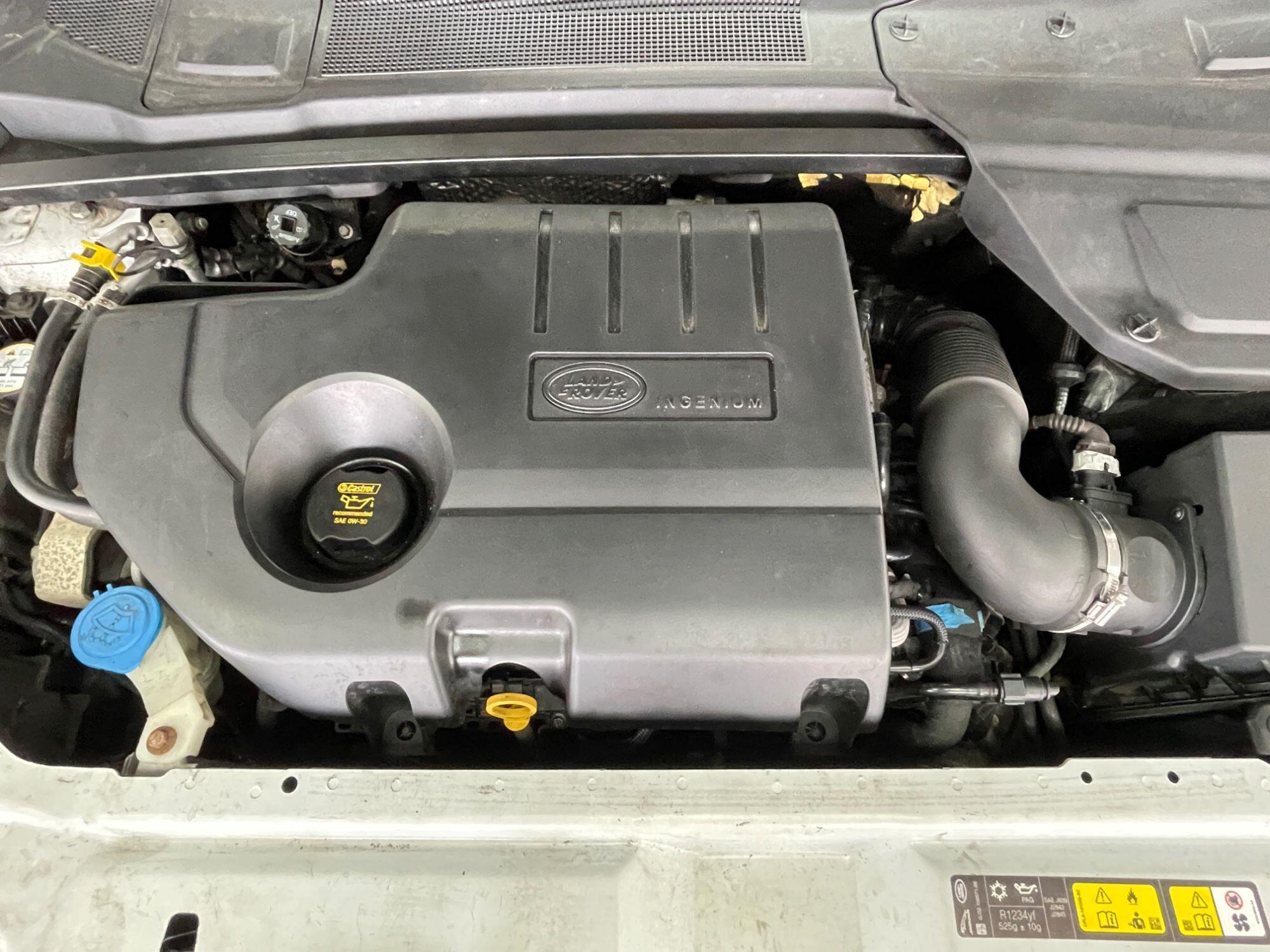 Land Rover DISCOVERY SPORT - Image 14