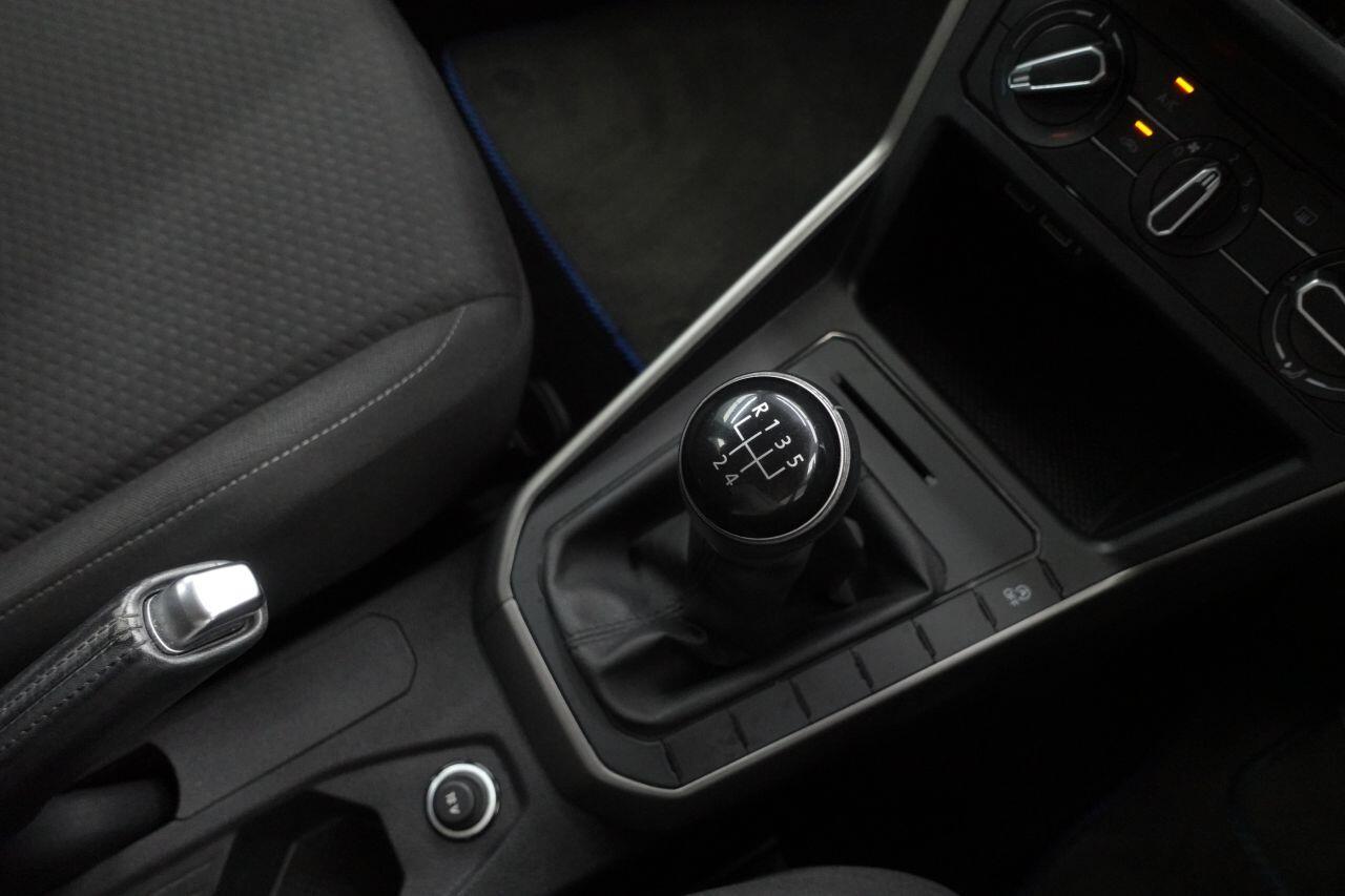 Volkswagen Polo - Image 20