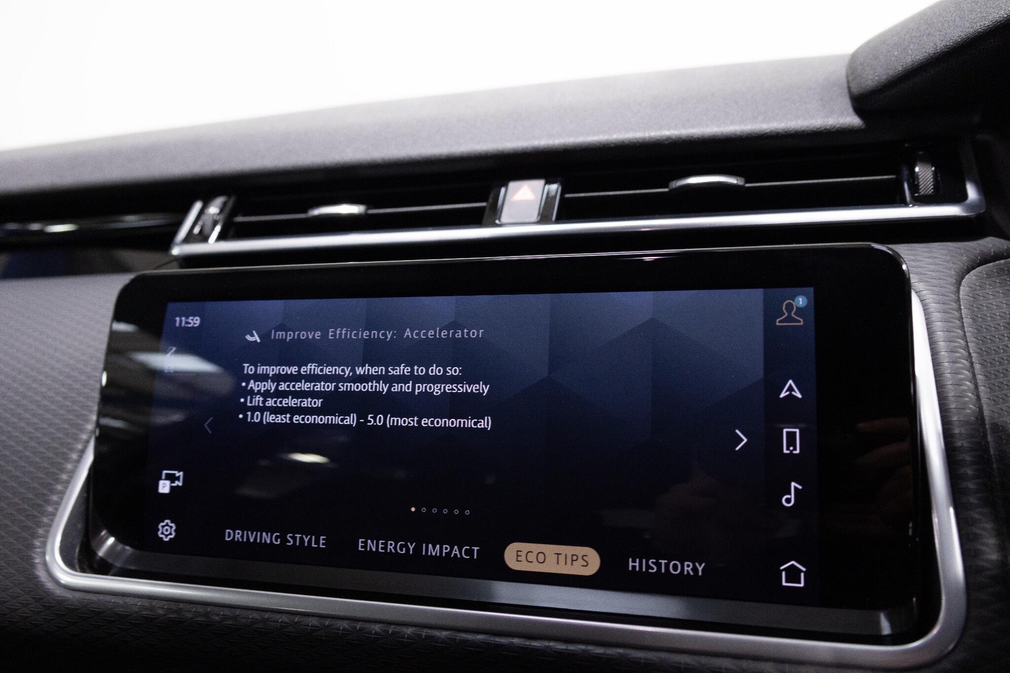 Land Rover Range Rover Velar - Image 22