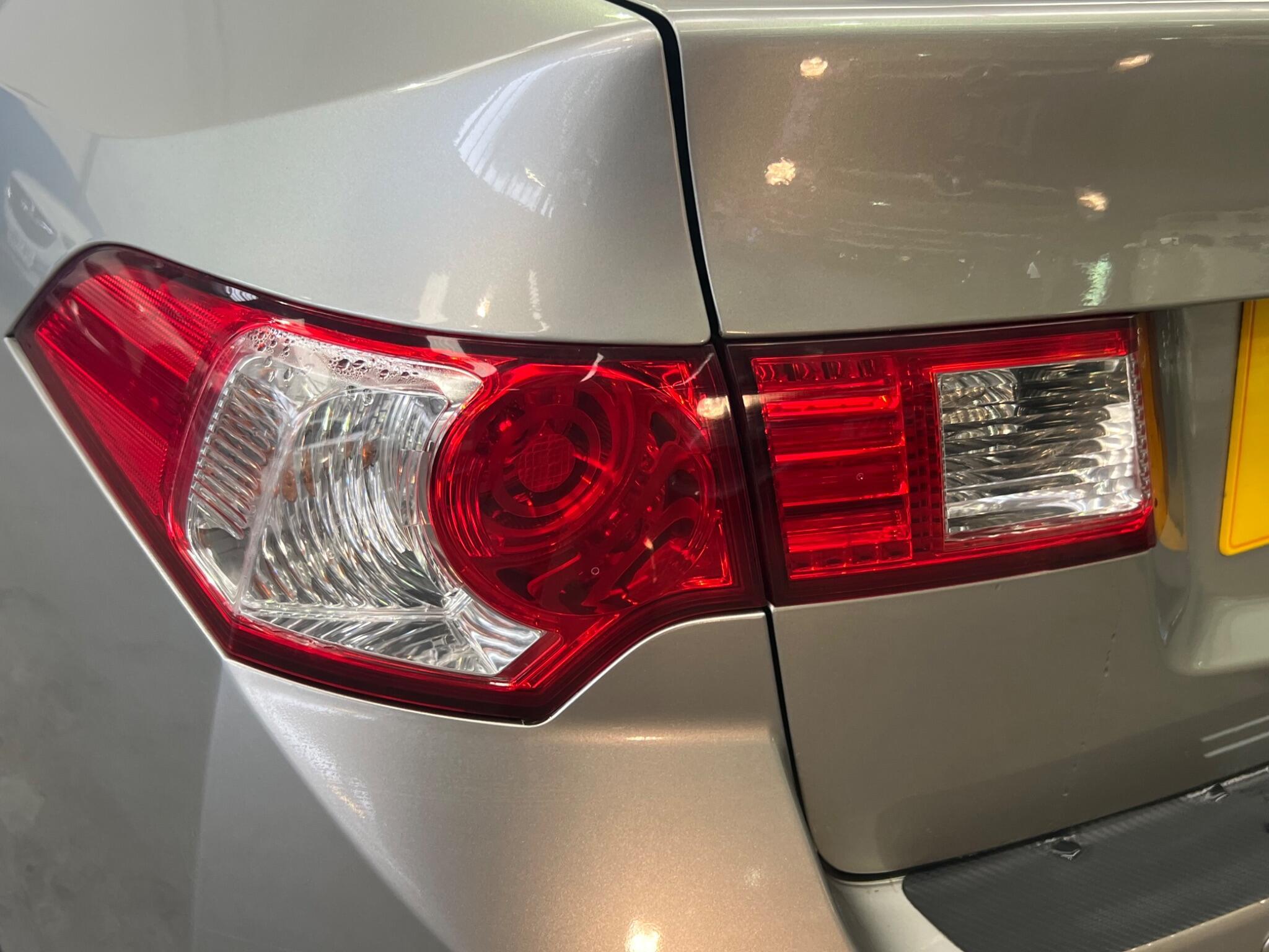 Honda Accord - Image 31