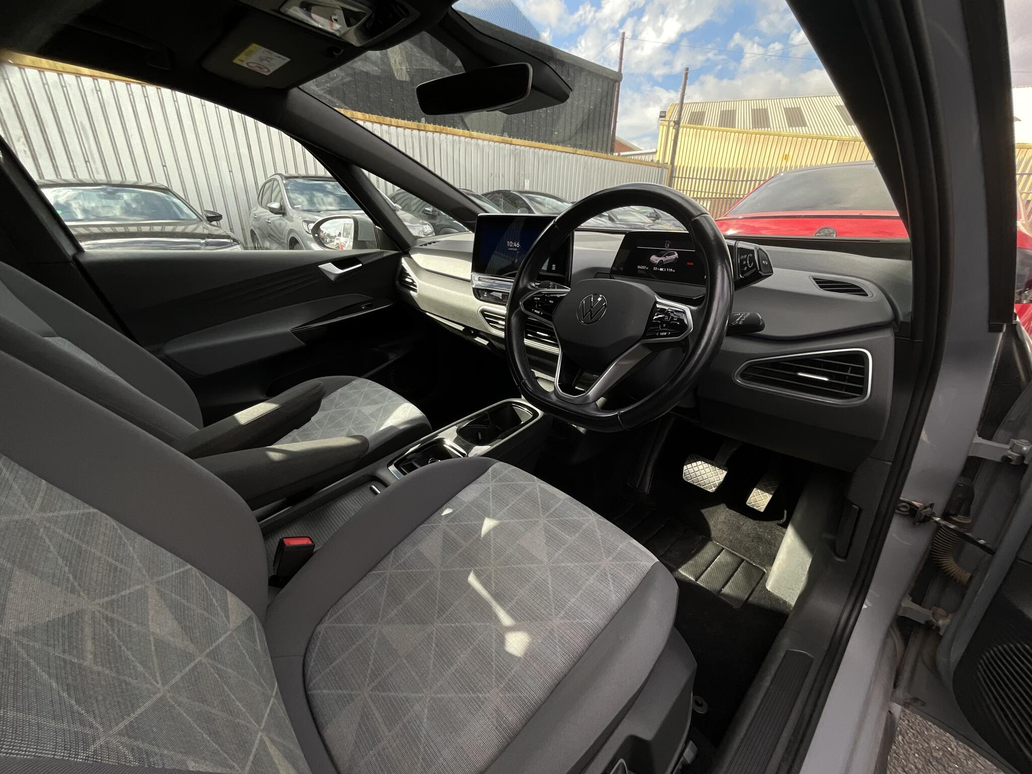 Volkswagen ID.3 - Image 7