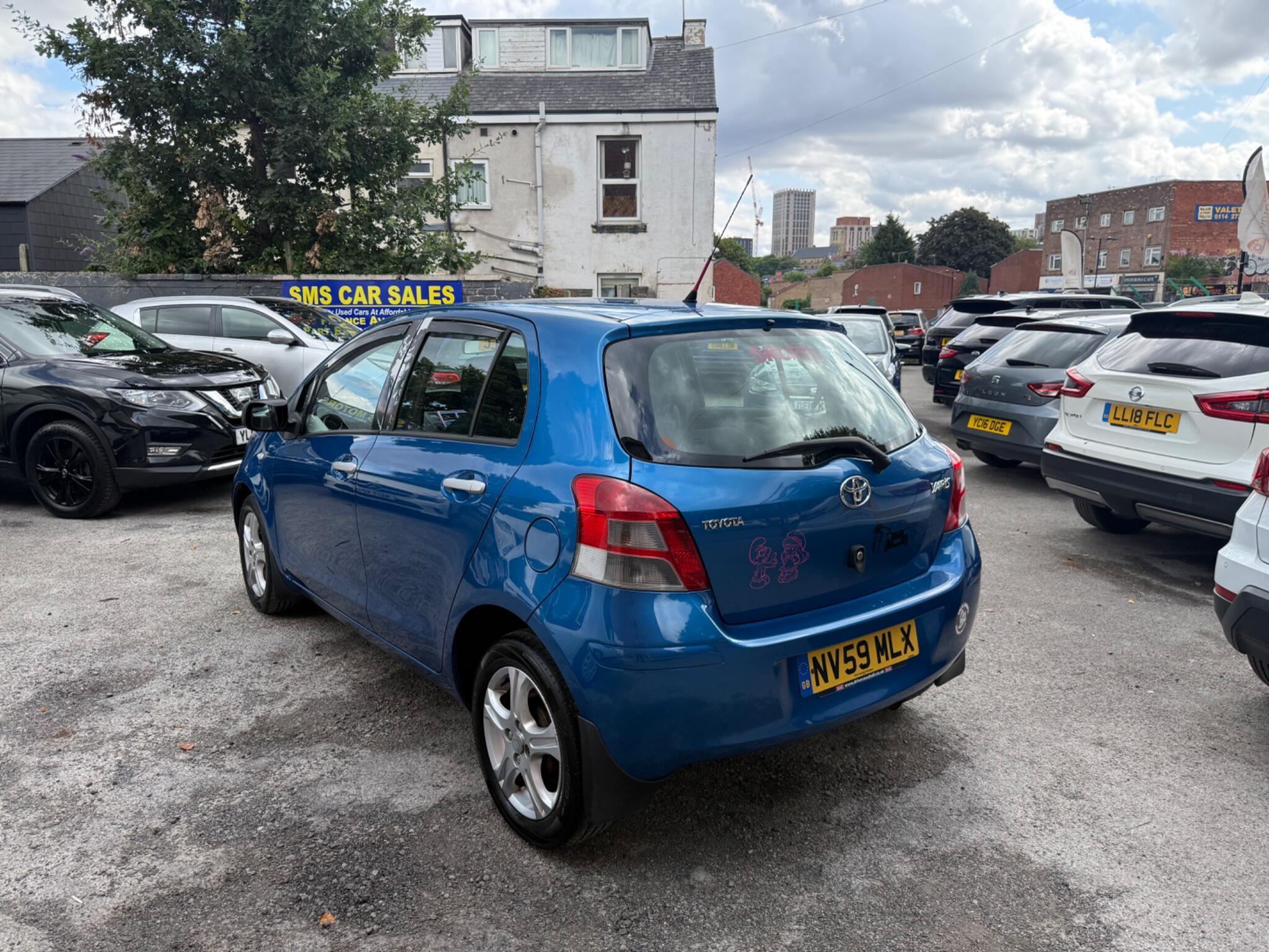 Toyota Yaris - Image 5