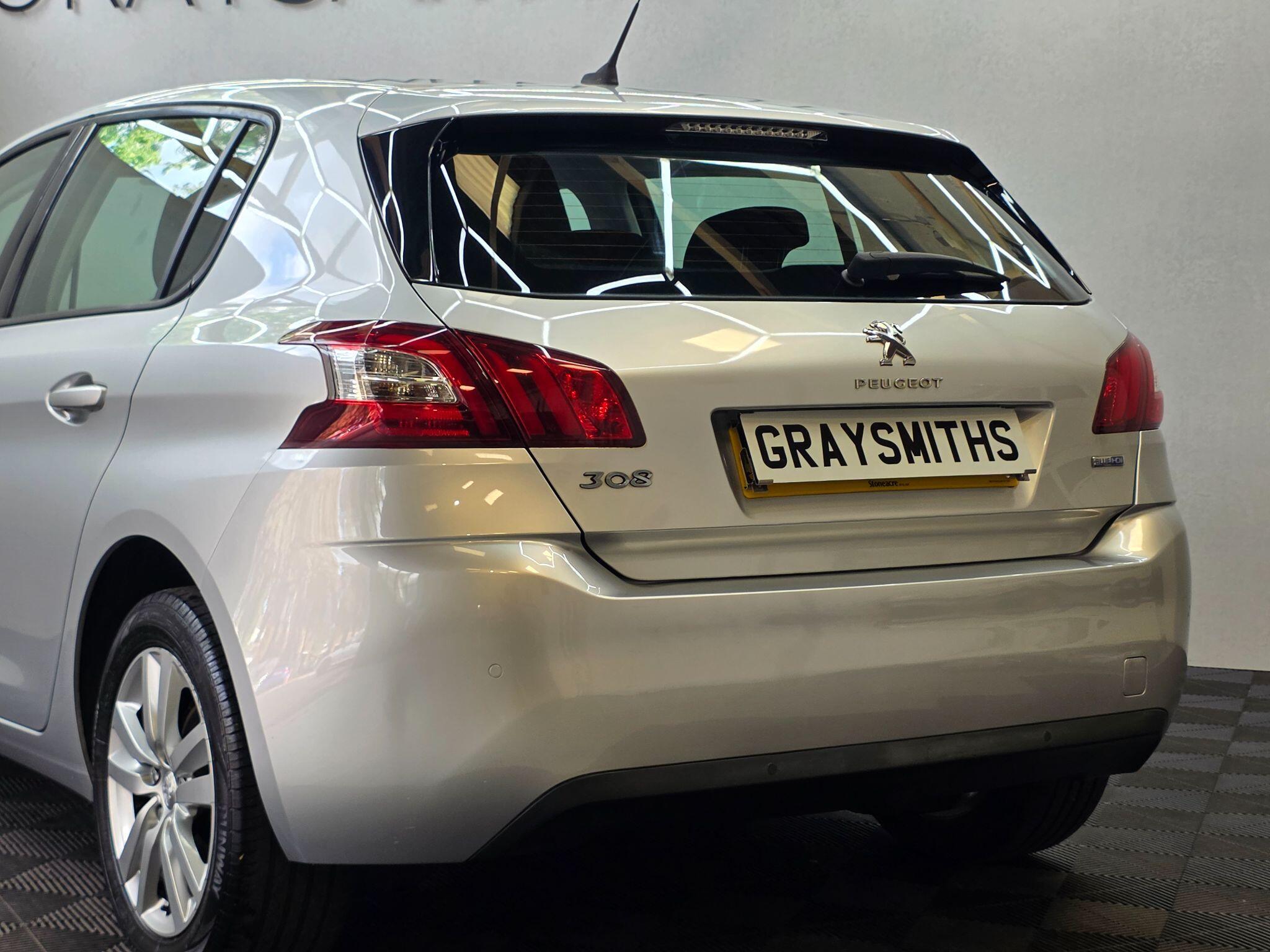 Peugeot 308 - Image 7