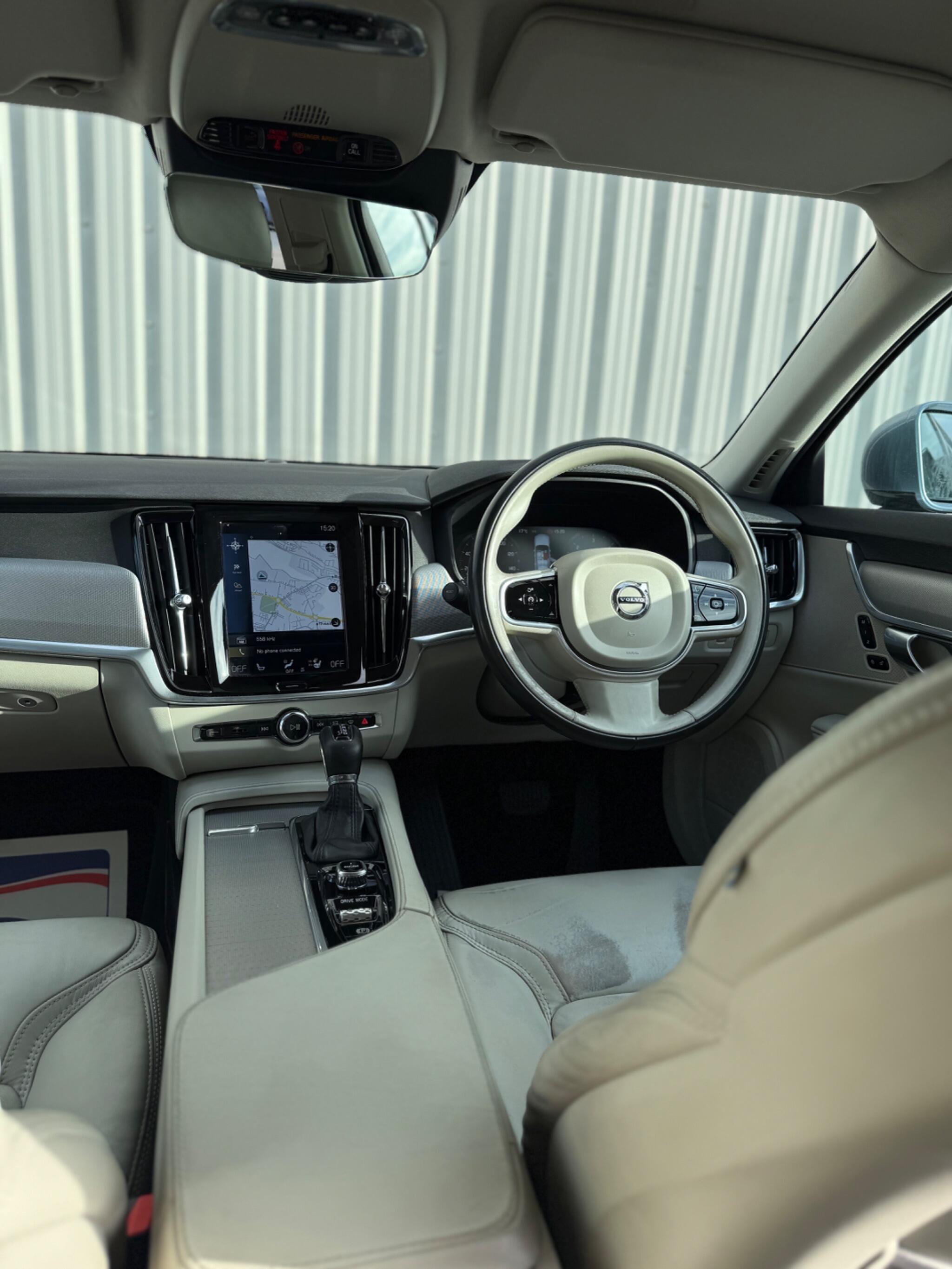 Volvo S90 - Image 37