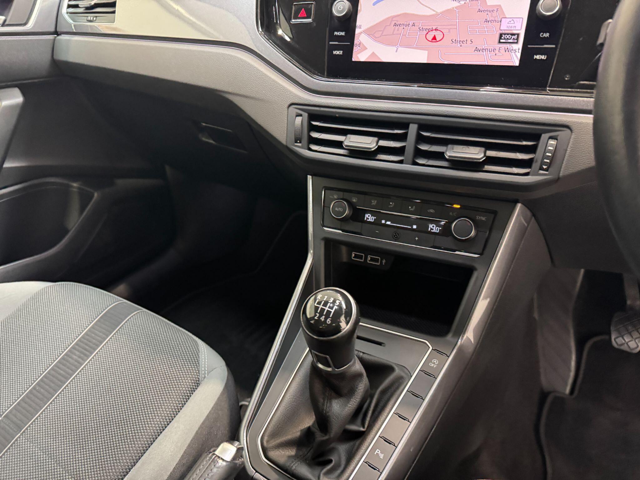 Volkswagen Polo - Image 36