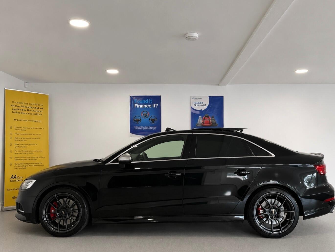 Audi S3 - Image 9