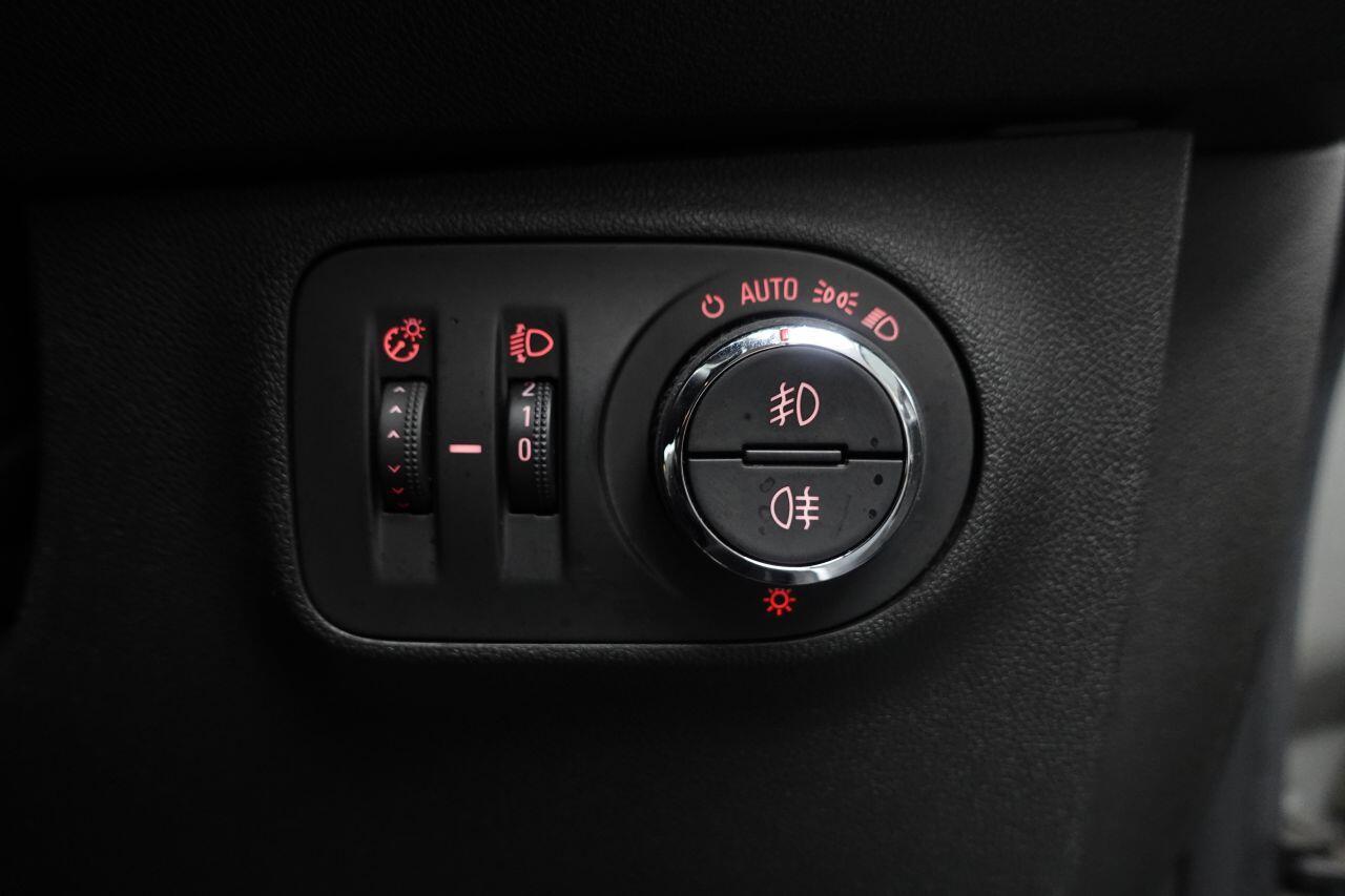 Vauxhall Corsa - Image 36