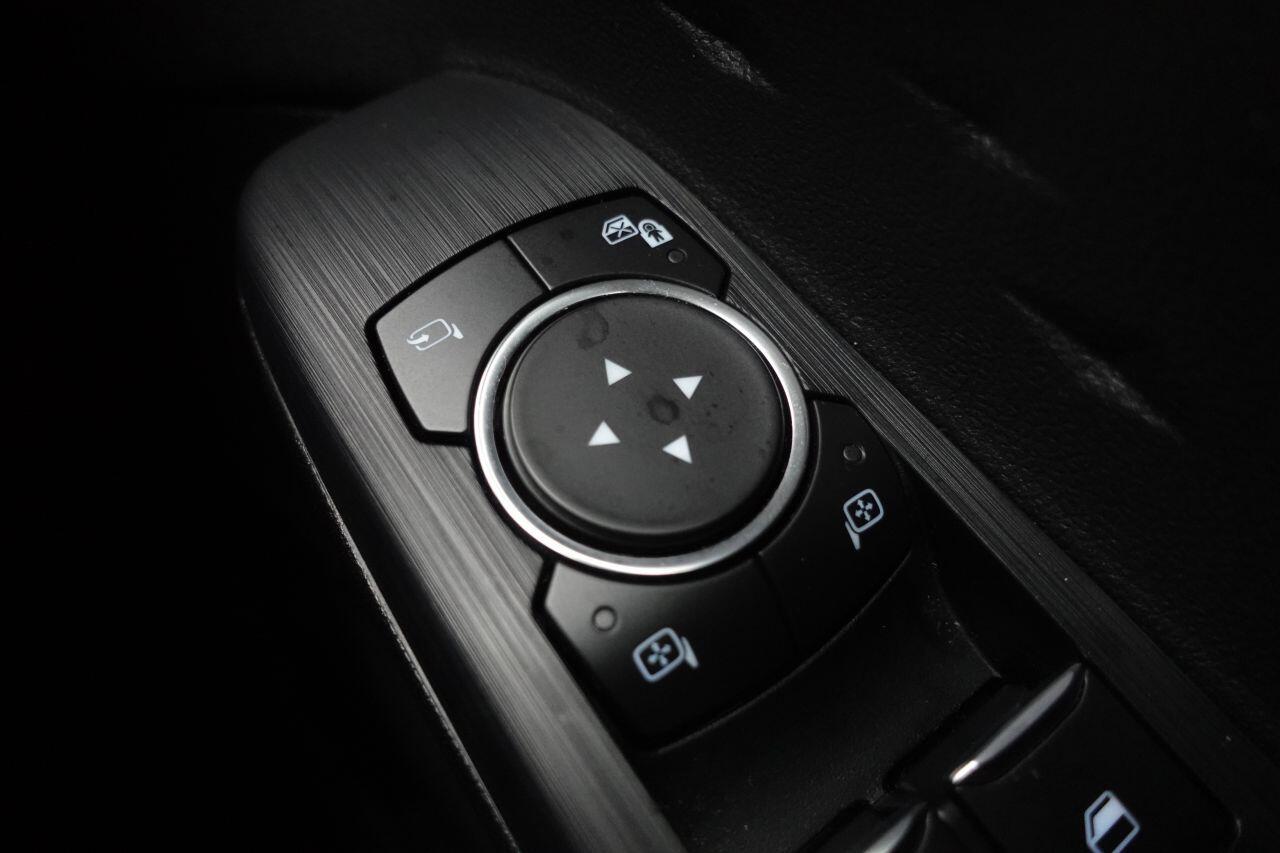 Ford Kuga - Image 47