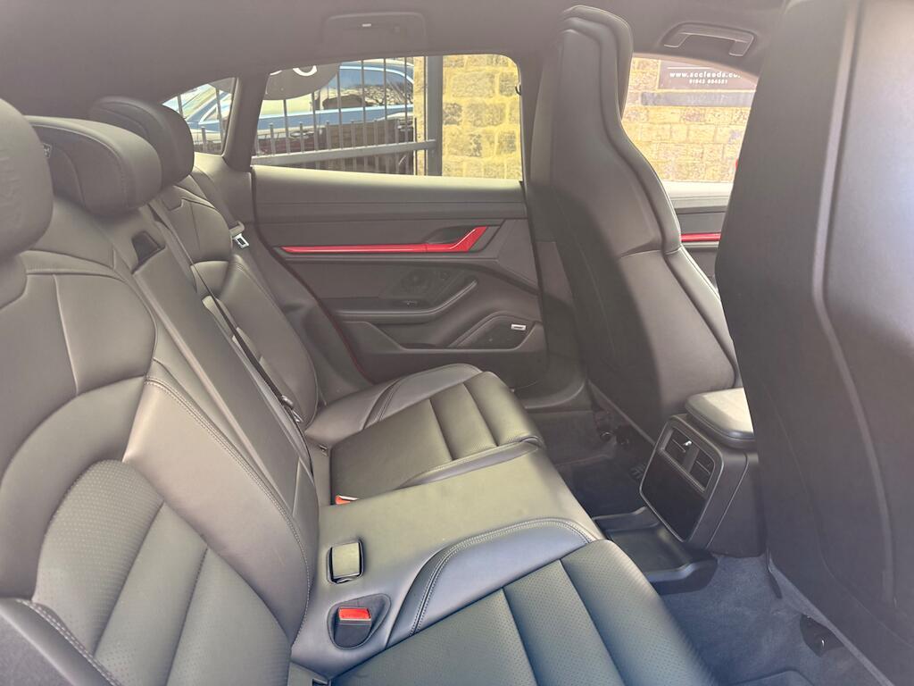 Porsche Taycan - Image 37