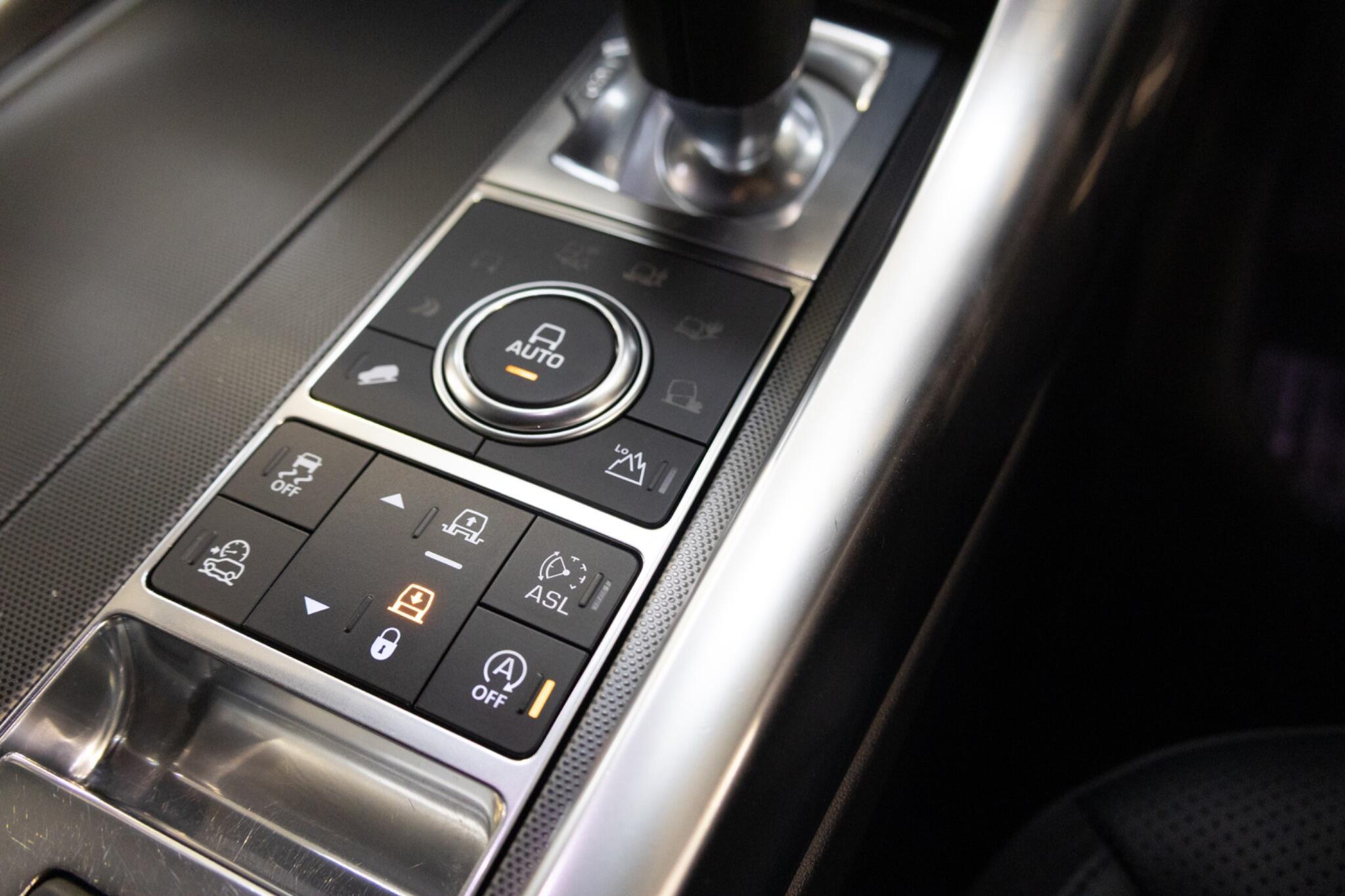 Land Rover RANGE ROVER SPORT - Image 32